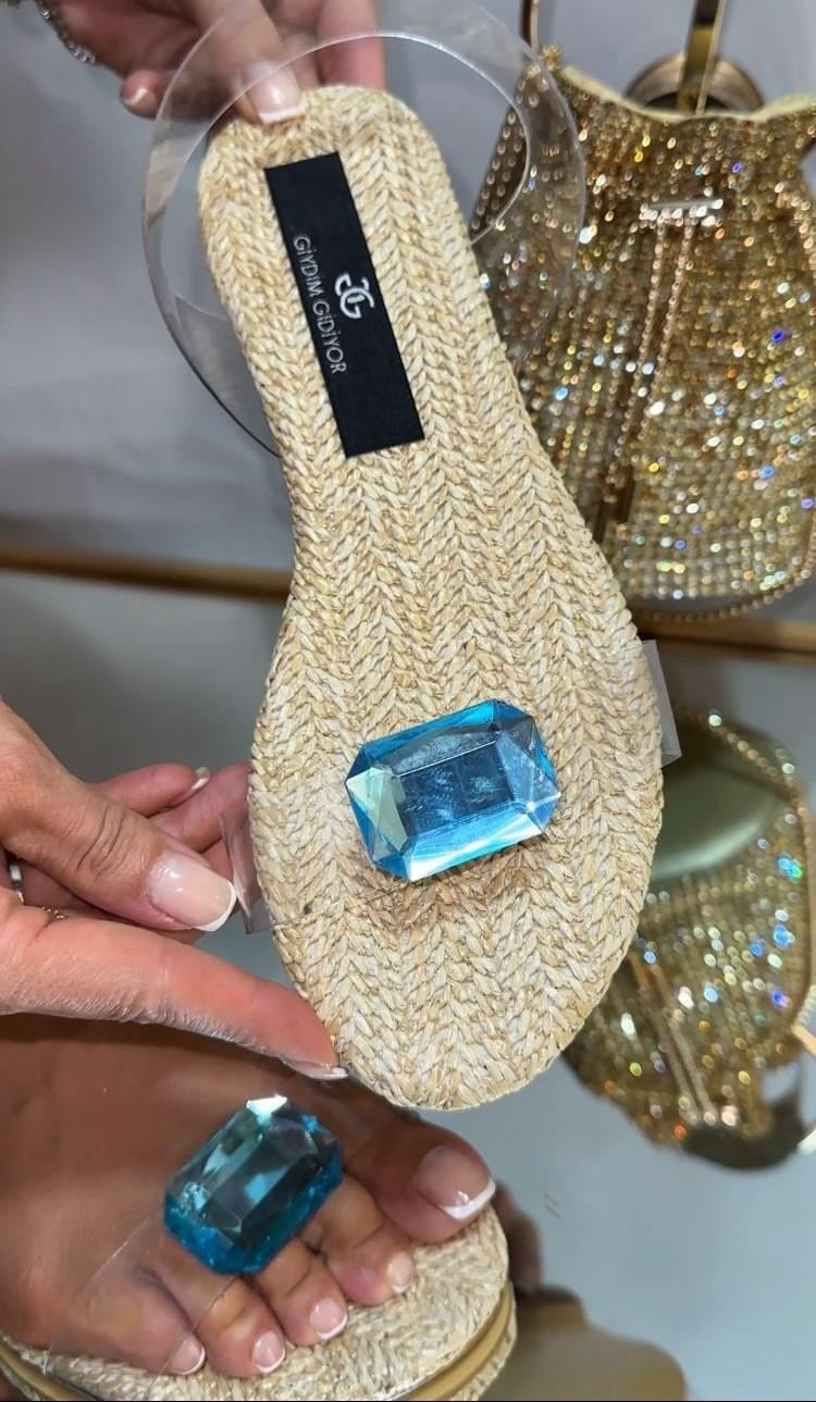 Blue Kristal Taşlı Sandalet Hasır