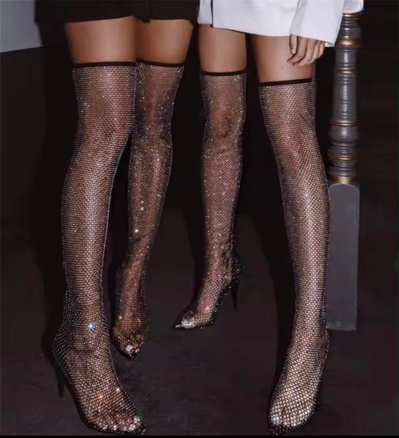 Fishnet Fileli Uzun Çizme Siyah Demet Akalın - ÇİZME