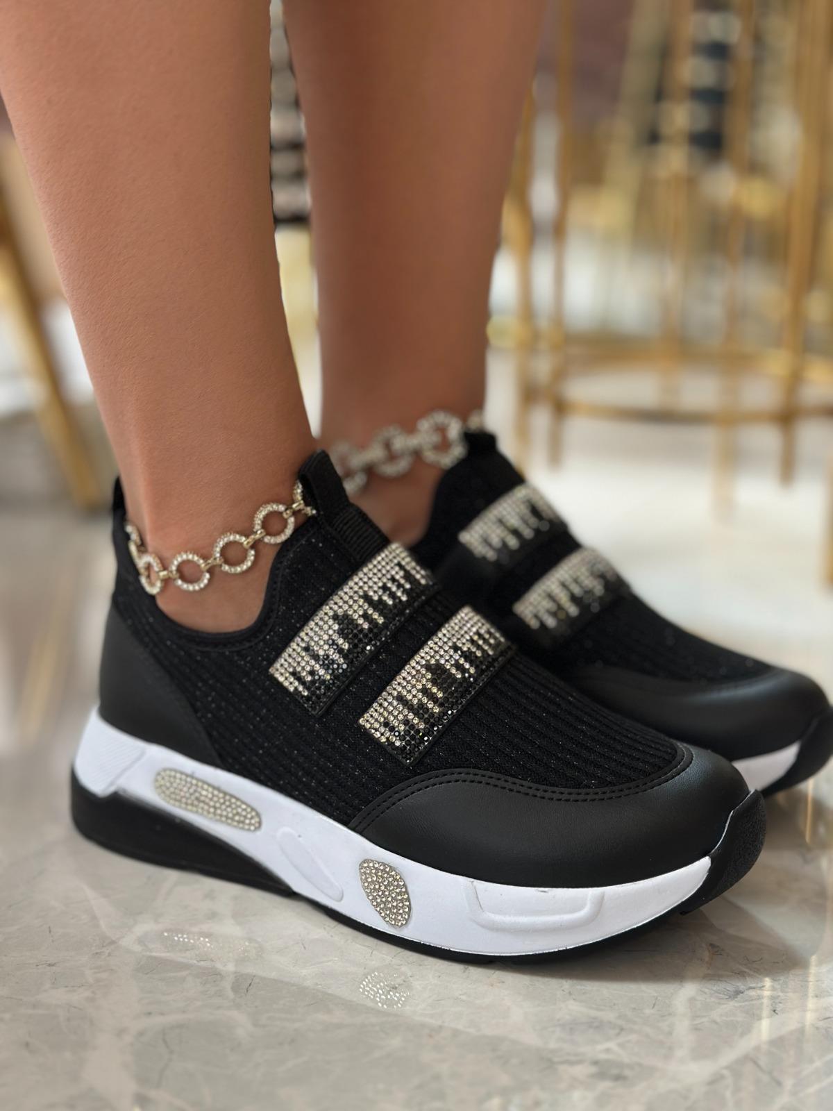 Iveko Kristal Taşlı Triko Spor Ayakkabı Siyah - WOMAN SHOES