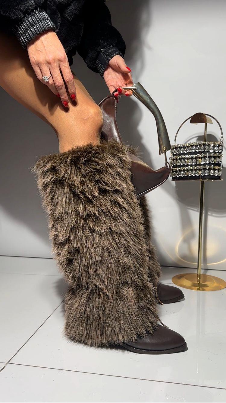 Latinica Özel Tasarım Çizme Kahverengi