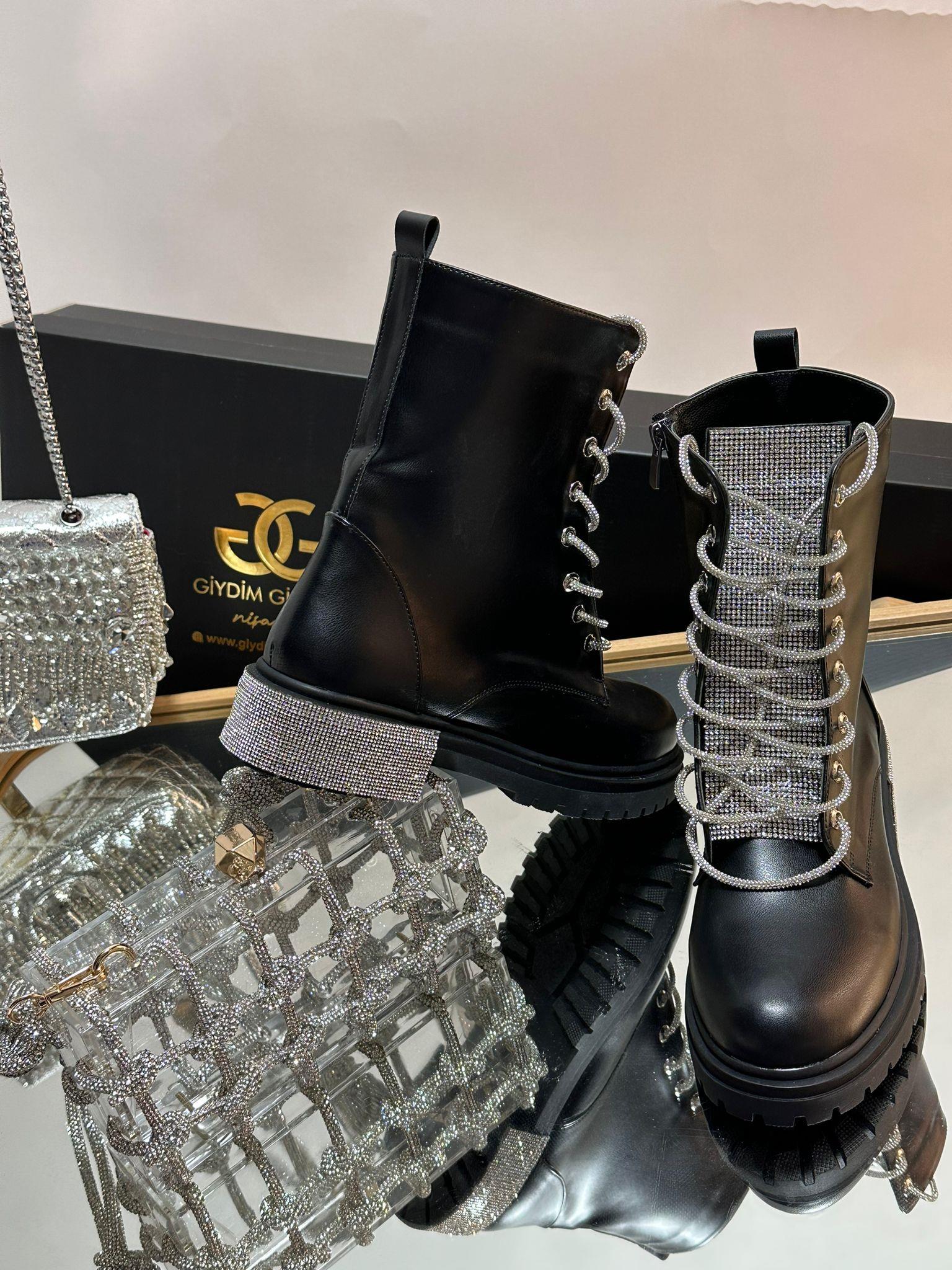 More Fun Extra Kristal Taşlı Bot Siyah - WOMAN SHOES