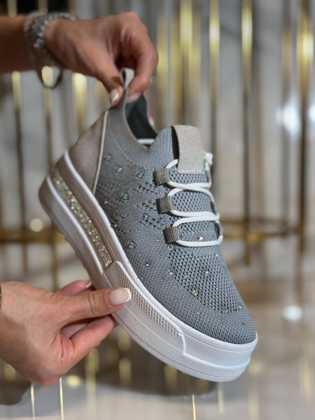 Napol Kristal Taşlı Gizli Topuk Spor Ayakkabı Gri