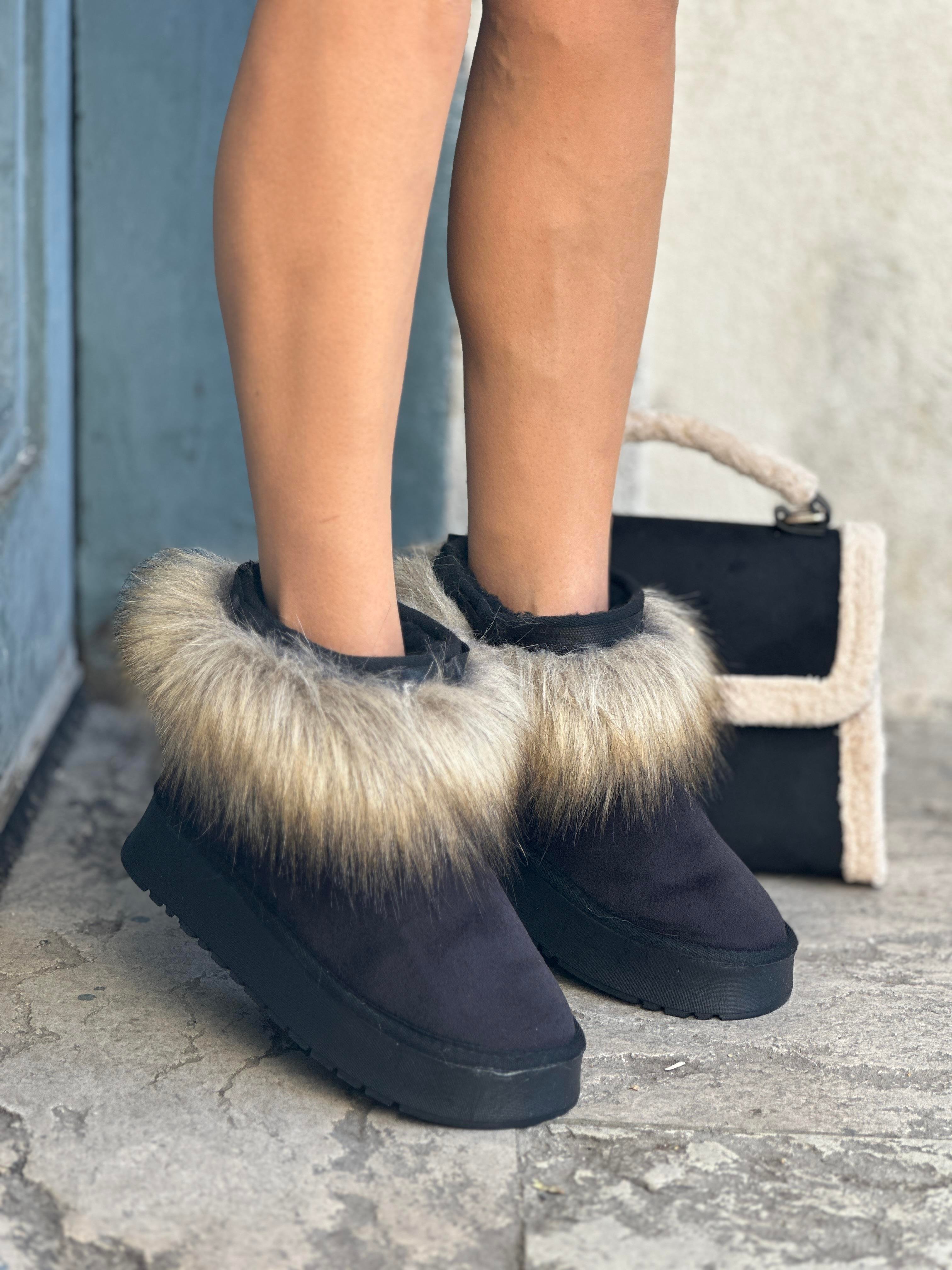 Raya Tüylü Bot Siyah - ANKLE BOOTS