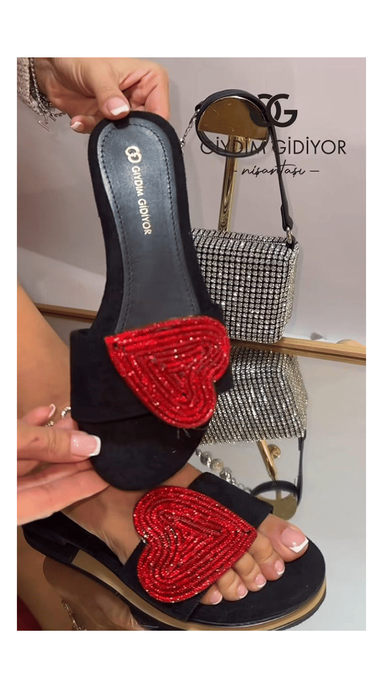 Salda Kristal Taşlı Terlik Siyah 