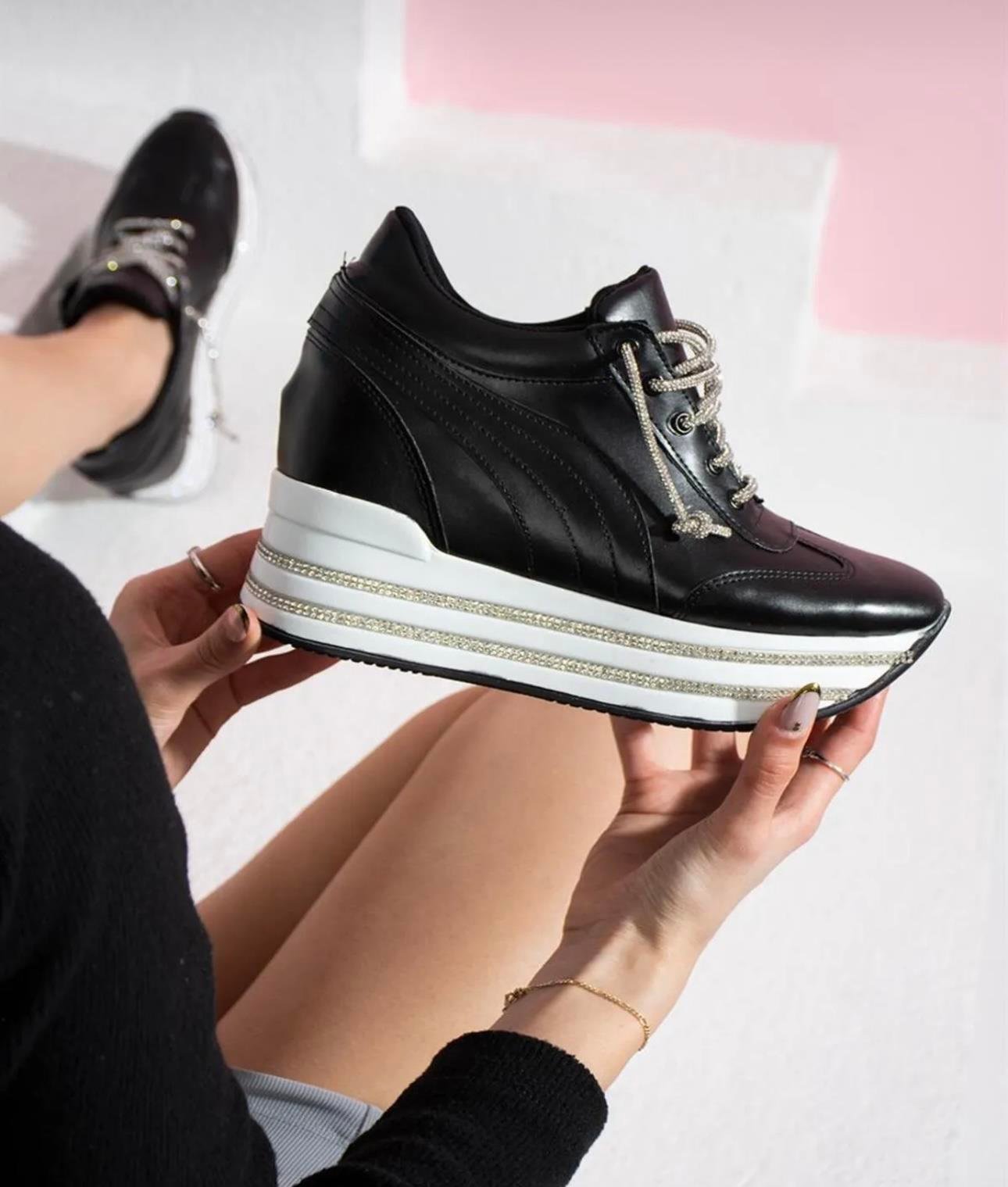 Santio Kristal Taşlı Gizli Topuk Spor Ayakkabı Siyah - WOMAN SHOES