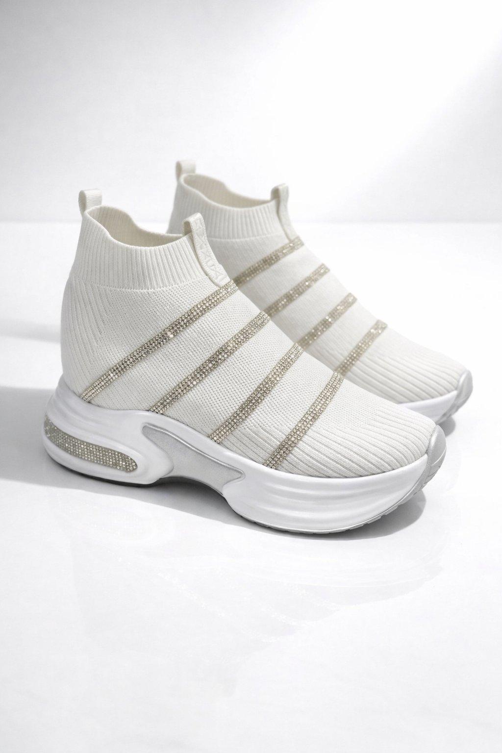 Triko Star Kristal Taşlı Özel Tasarım Spor Ayakkabı Beyaz