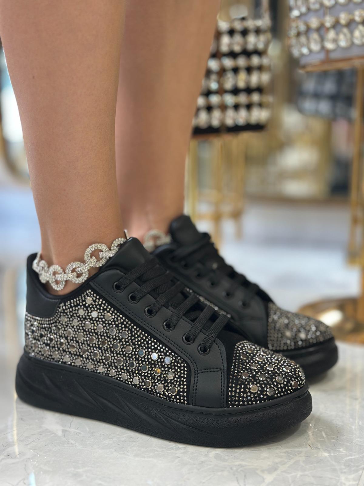 Uriny Kristal Taşlı Özel Tasarım Spor Ayakkabı Siyah