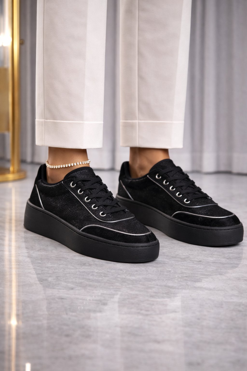 Velvéra Step Kadife Spor Ayakkabı Siyah - 