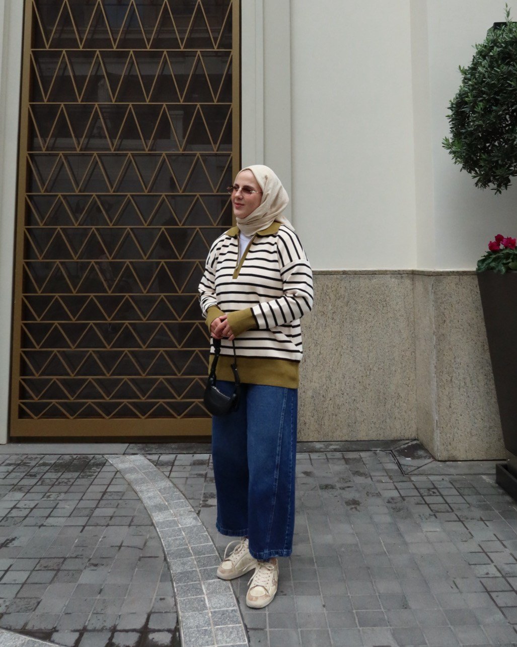 Yaka Yeşil Detaylı Çizgili Triko