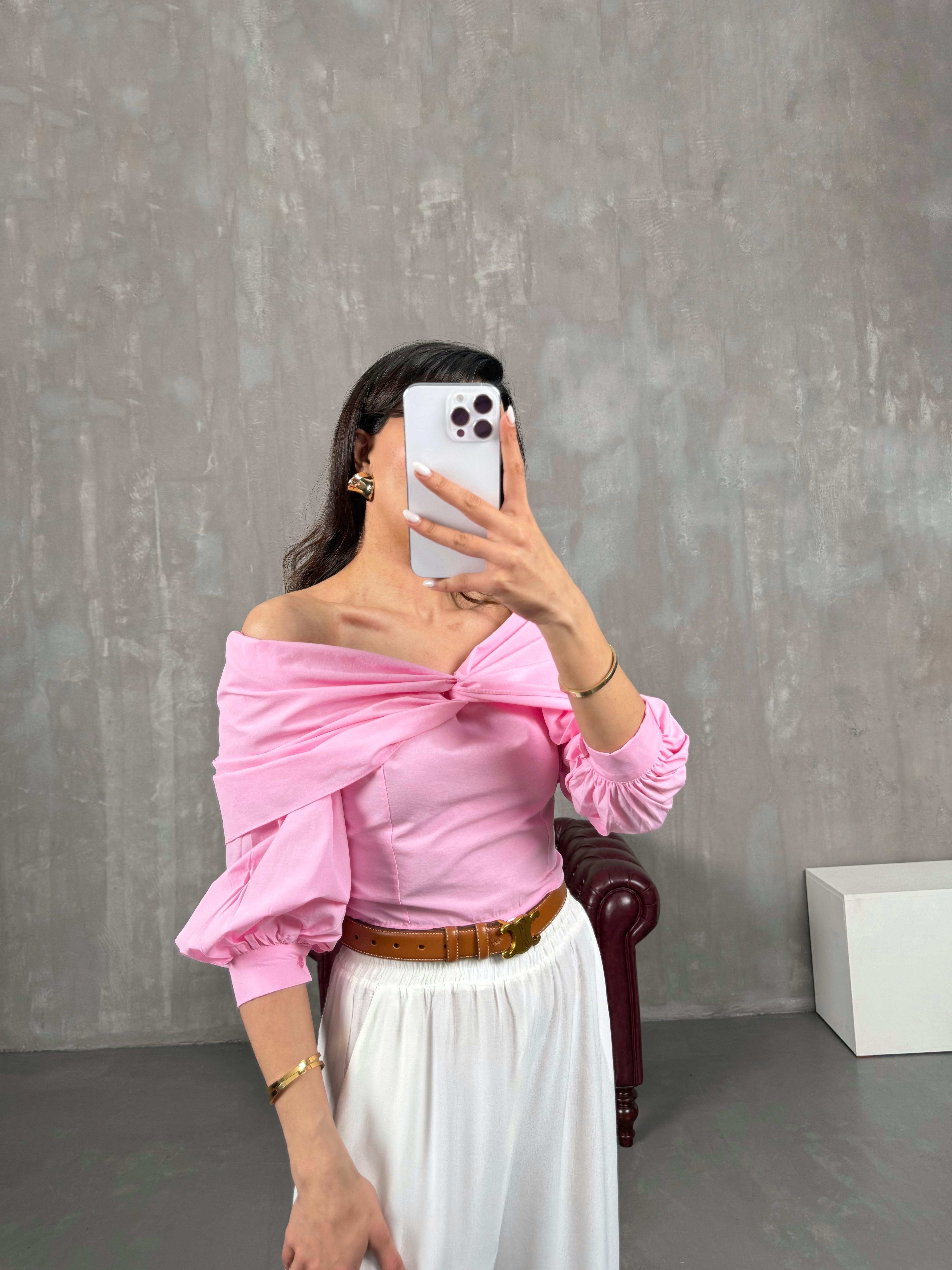 قميص قصير وردي بياقة مادونا Gaus00053