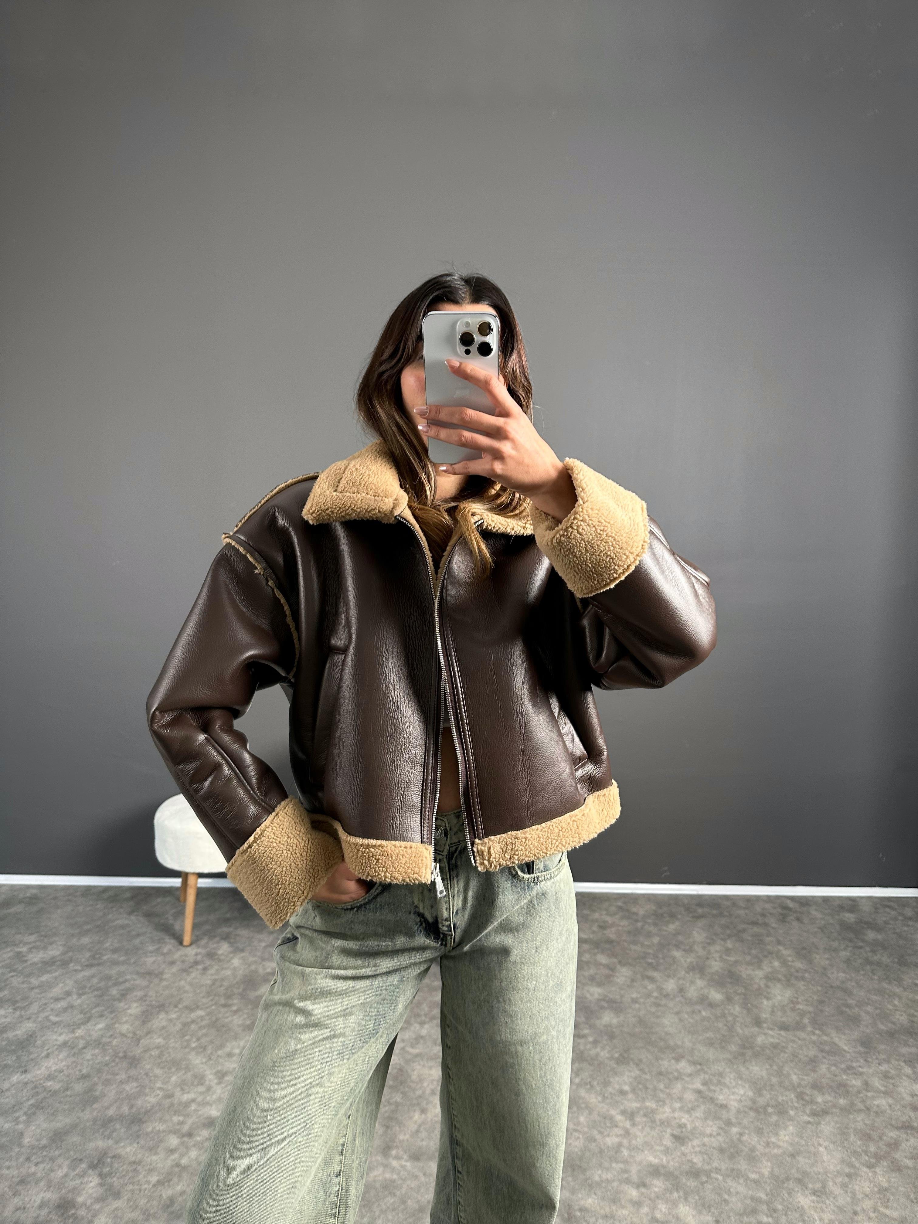 Lona Aci Kahve İçi Kürklü Mont 