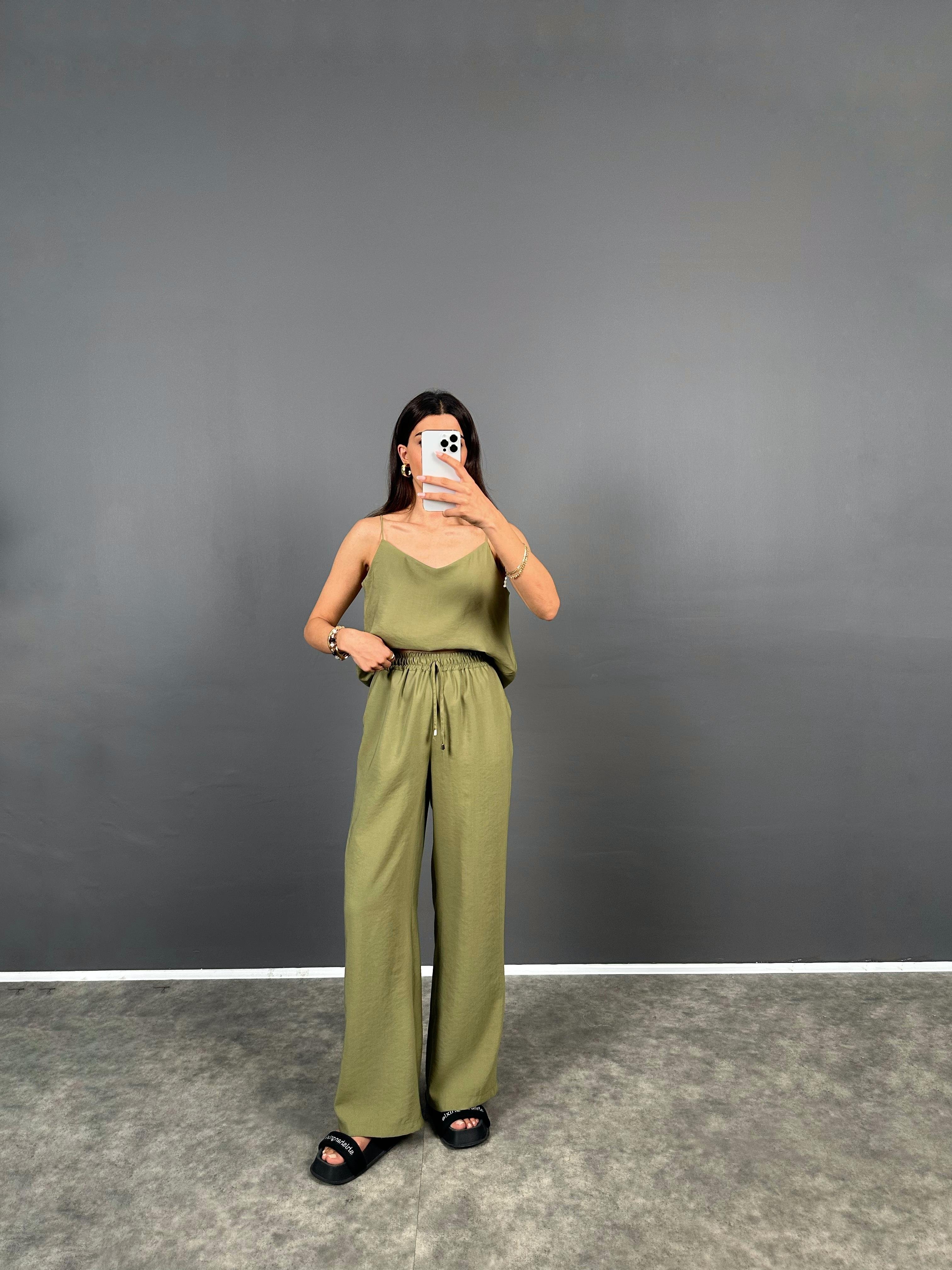 Lily Haki Tensel Askılı Bluz Pantolon İkili Takım