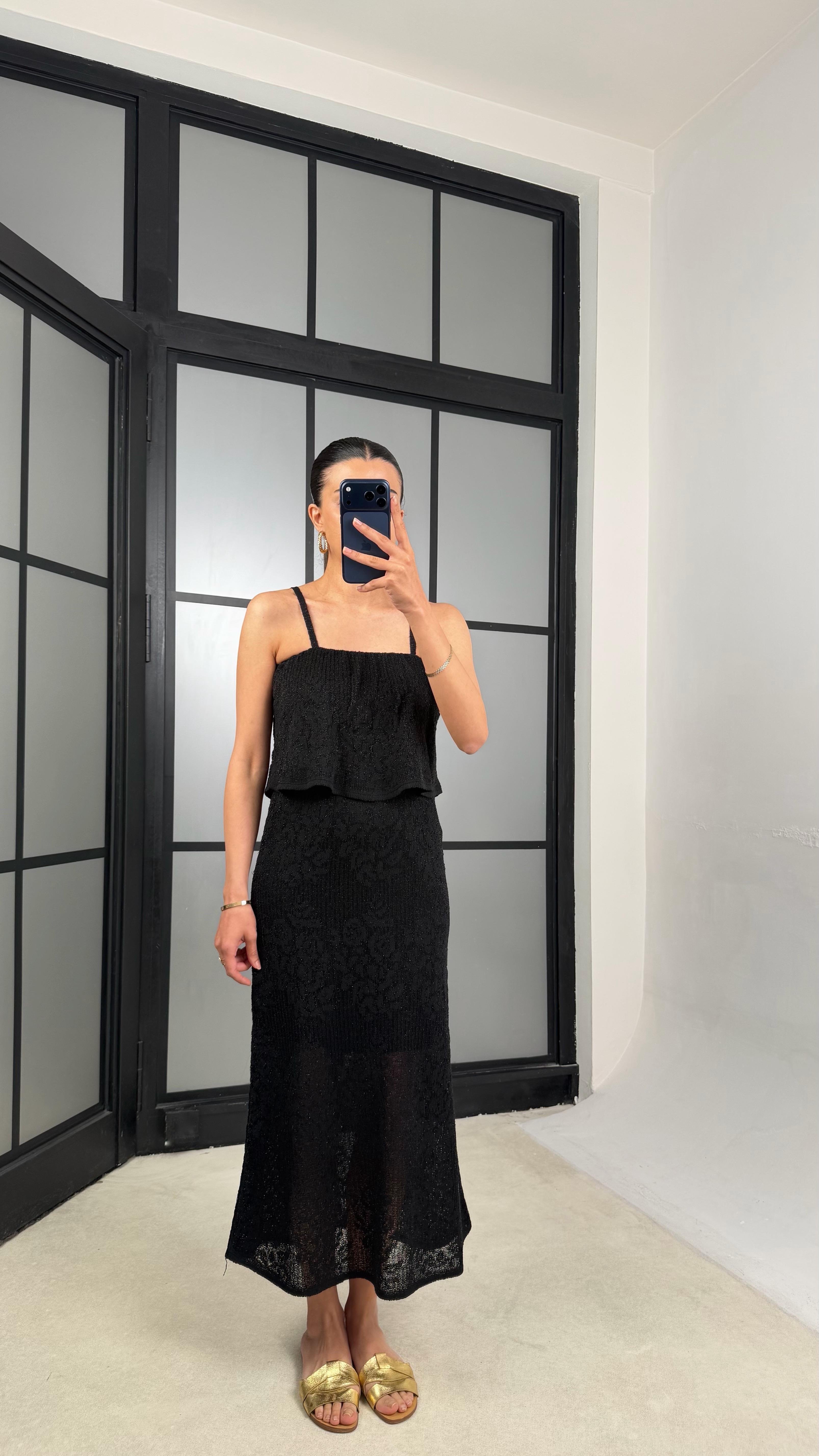 Siyah Askılı Nakışlı Beli Lastikli Triko Elbise GAUS-01398GAUSELBİSEGAUS-01398
