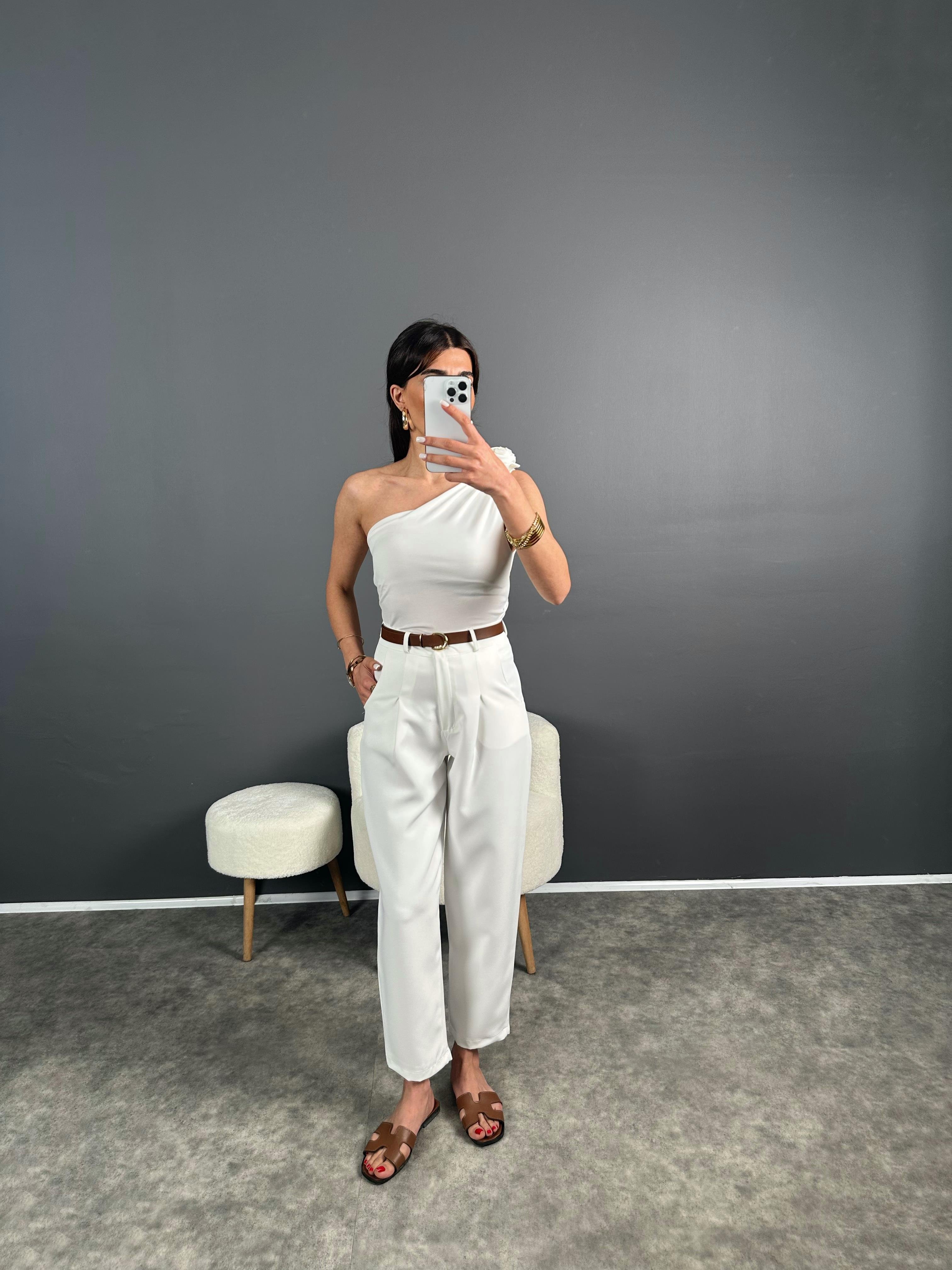 Beyaz ZR Muadil Kemerli Pantolon