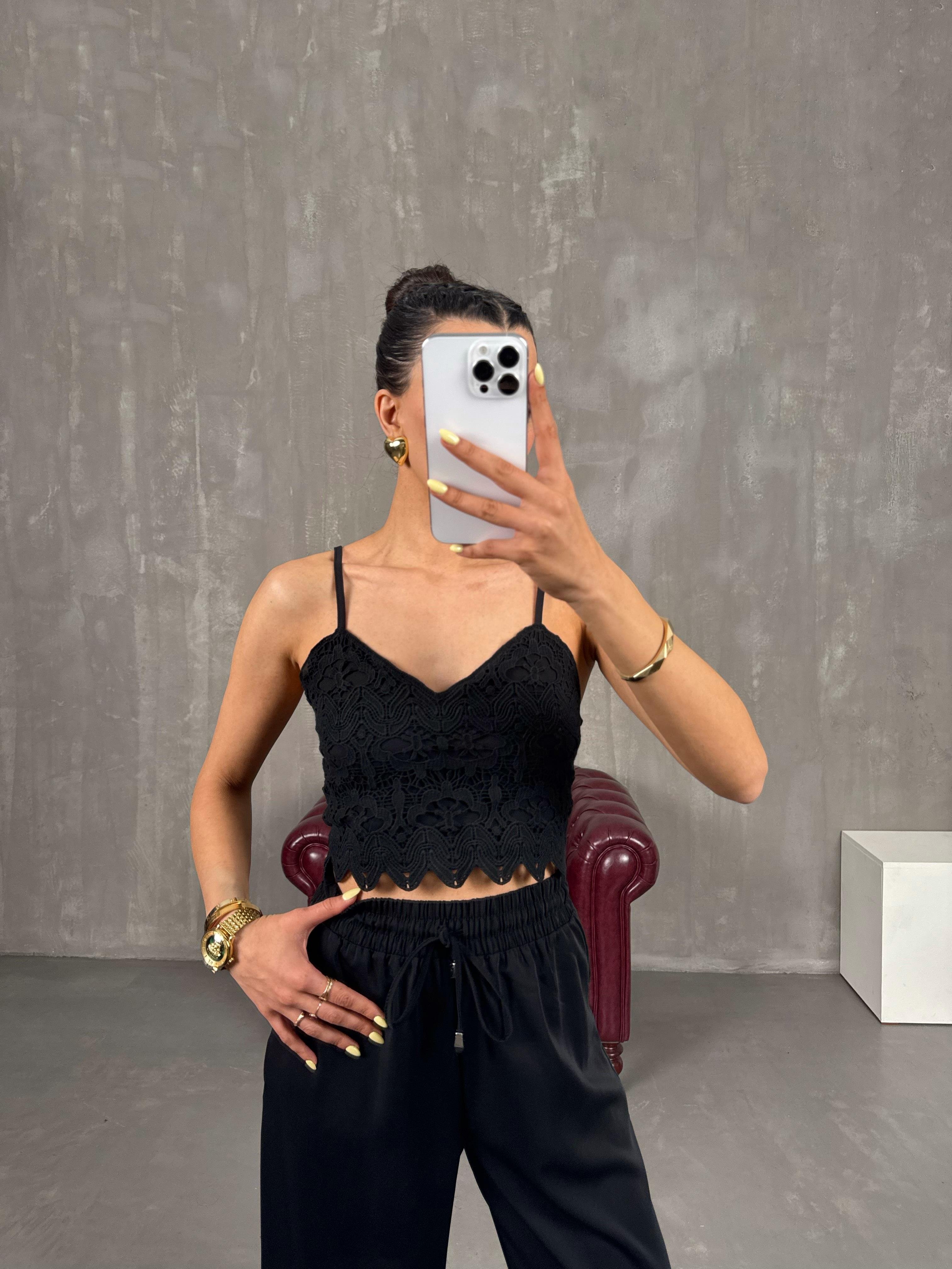 Siyah Nakışlı Büstiyer Askılı Crop Gaus00120GausCROPGU1001270