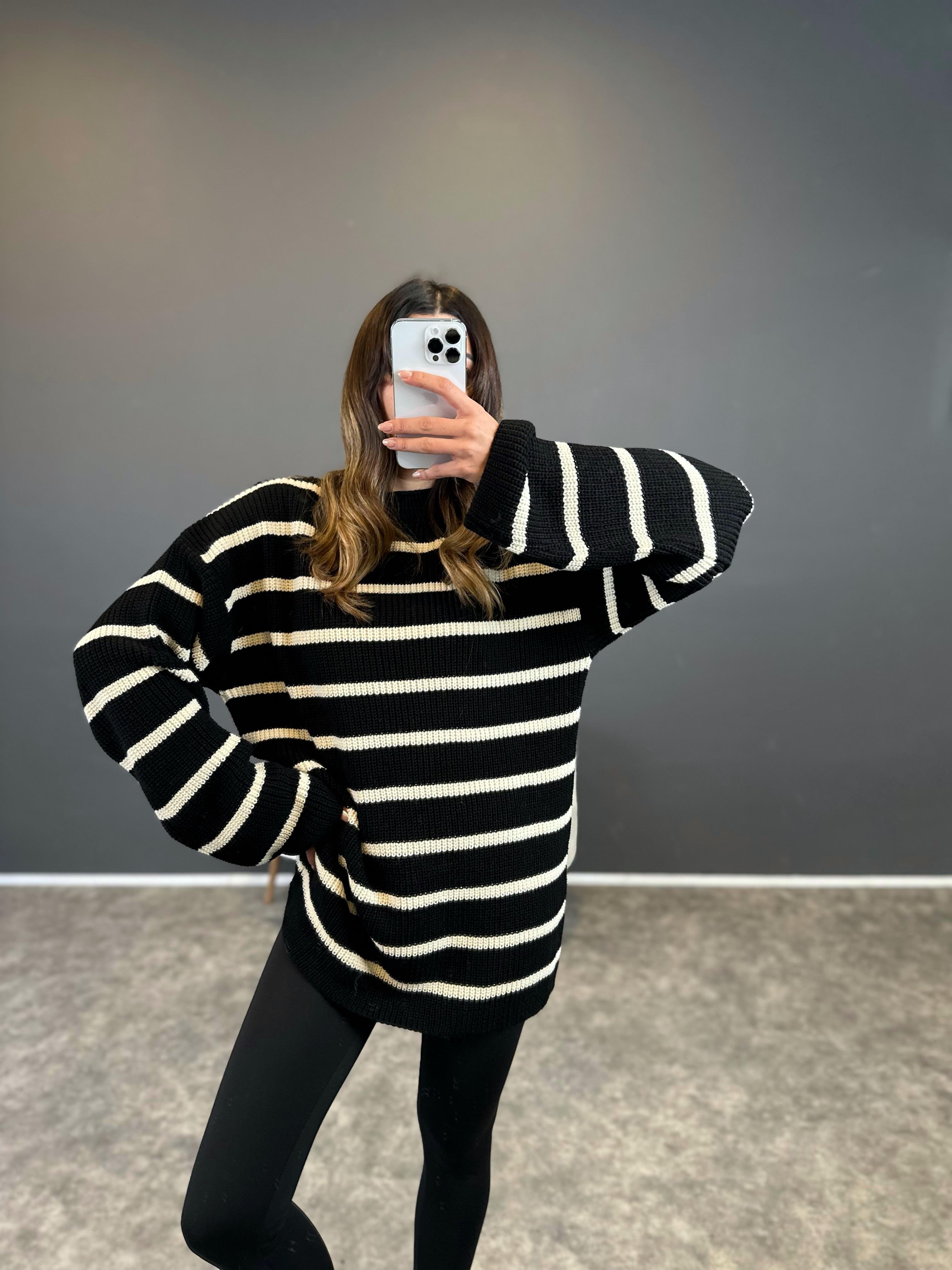 Siyah Çizgili Tunik Kazak 