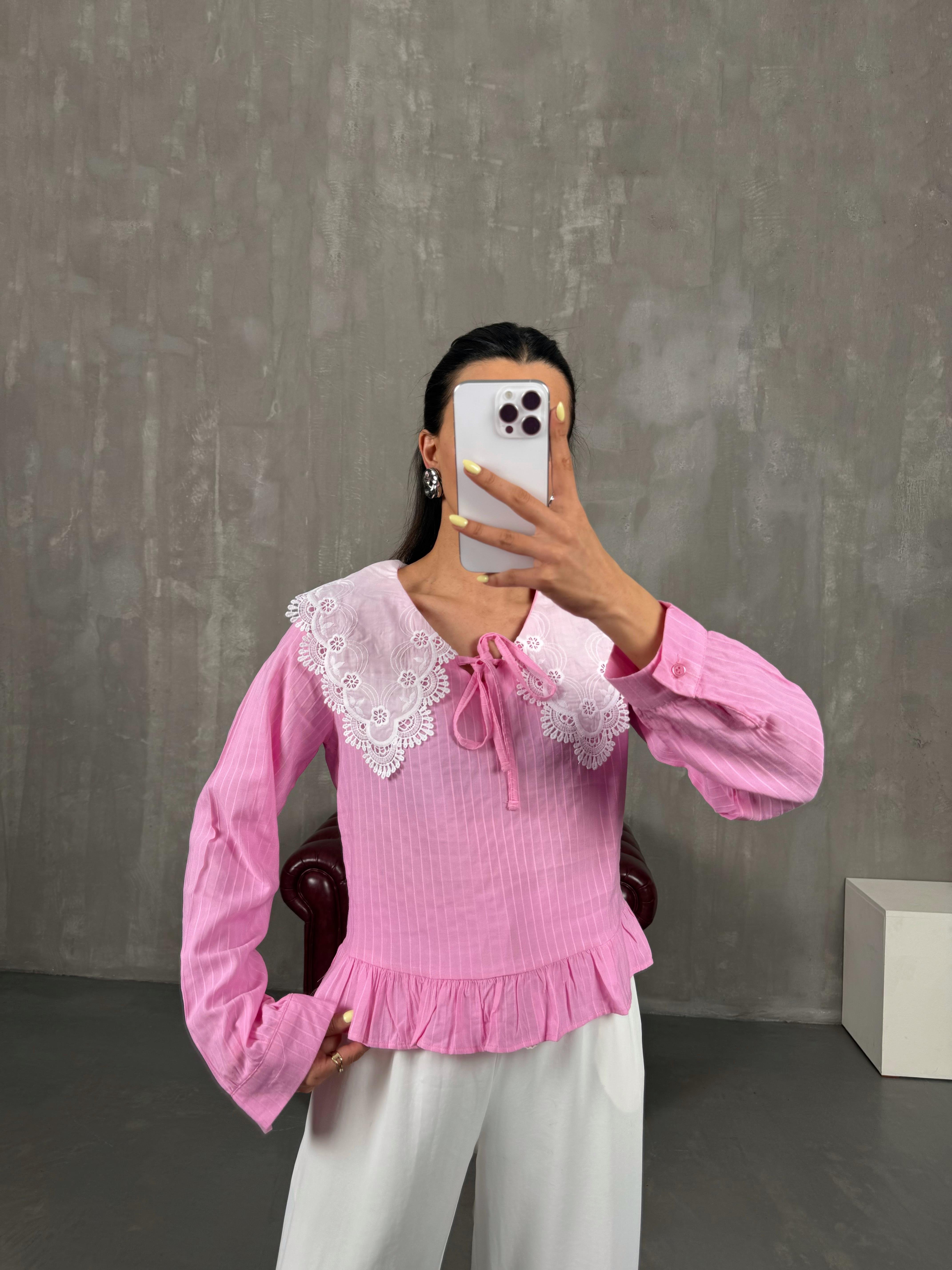 قميص بينتيريست وردي ‎بياقة مزينة بتطريز فيستو Gaus00108