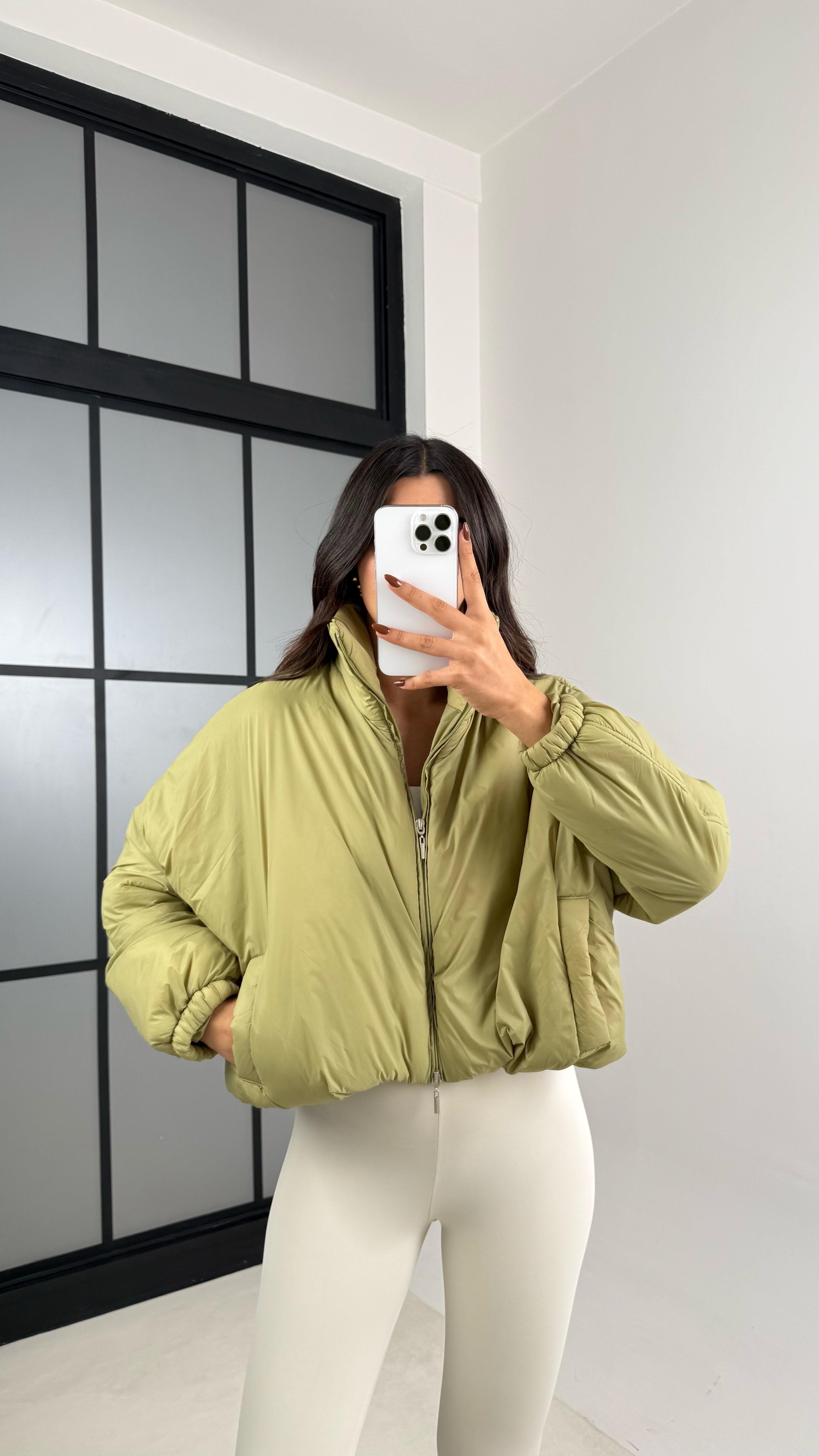 Yeşil Kısa Şişme Mont GAUS-00137GAUS الجواكيت GAUS-00137