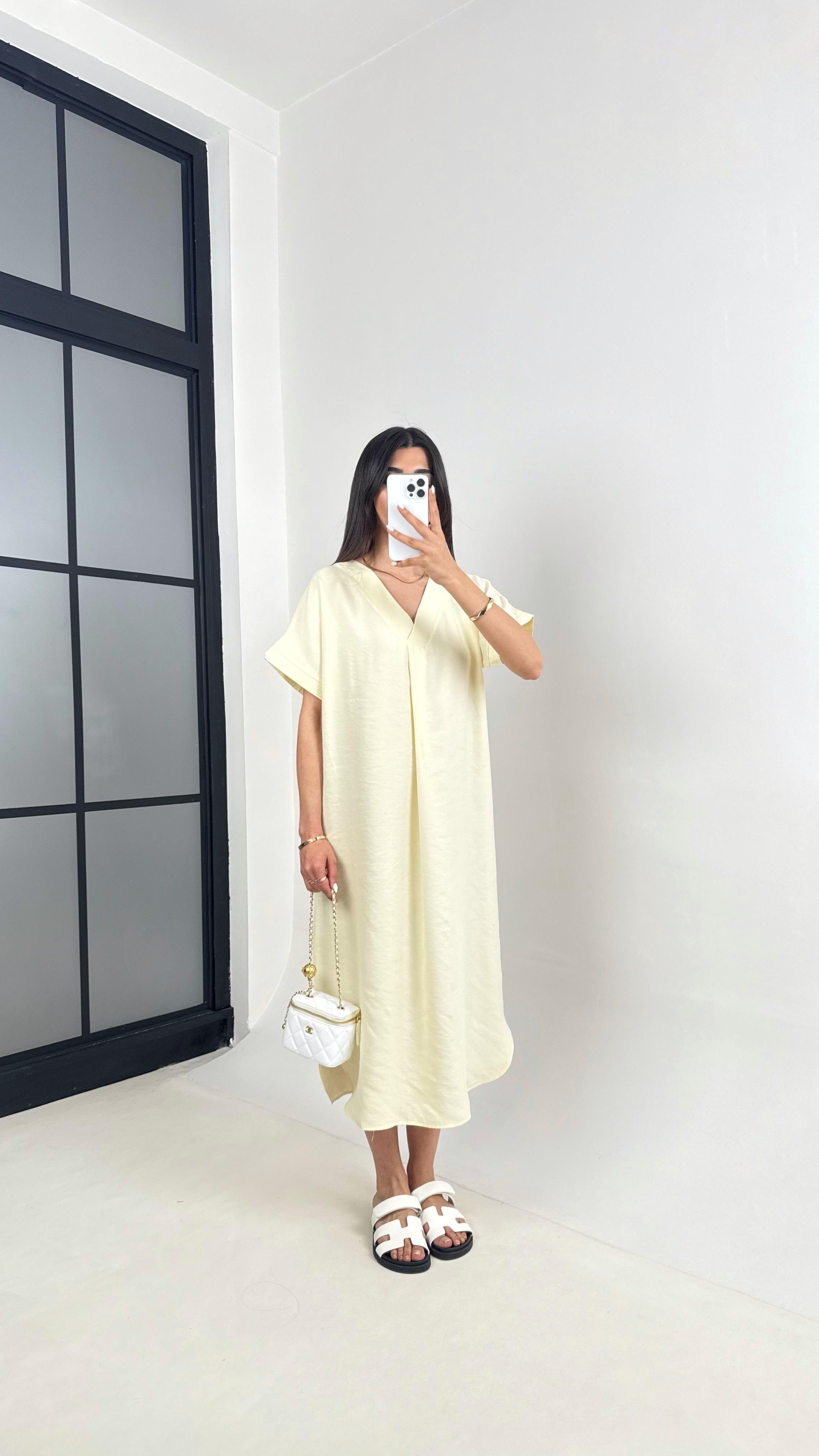 Sarı V Yaka Tensel Kırışık Kumaş Basic Elbise Gaus00436 GausELBİSEGU1002029