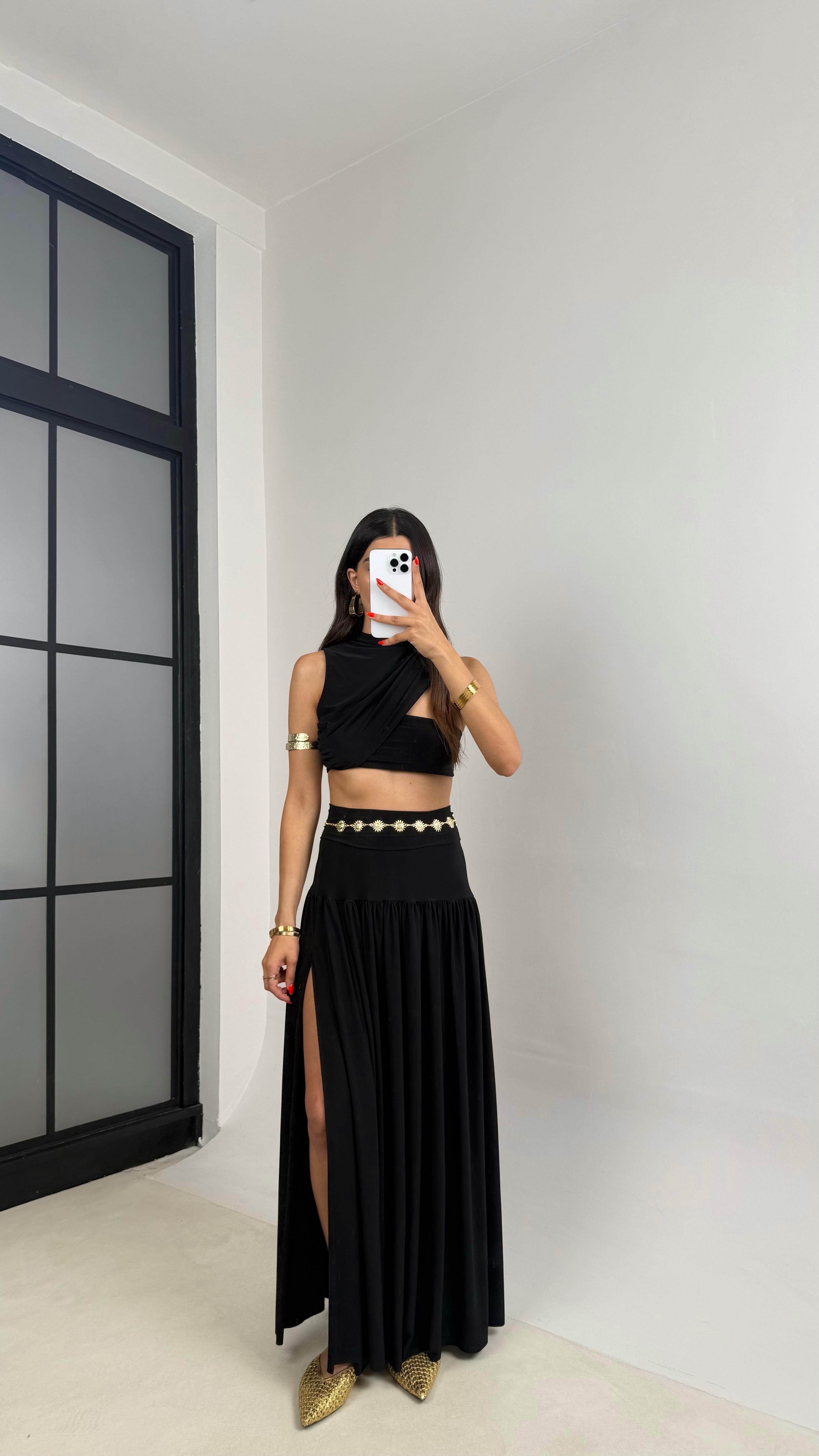 Siyah Sandy Kumaş Yırtmaçlı Etek Crop Takım GAUS-0049GAUSSuitsGAUS-0049