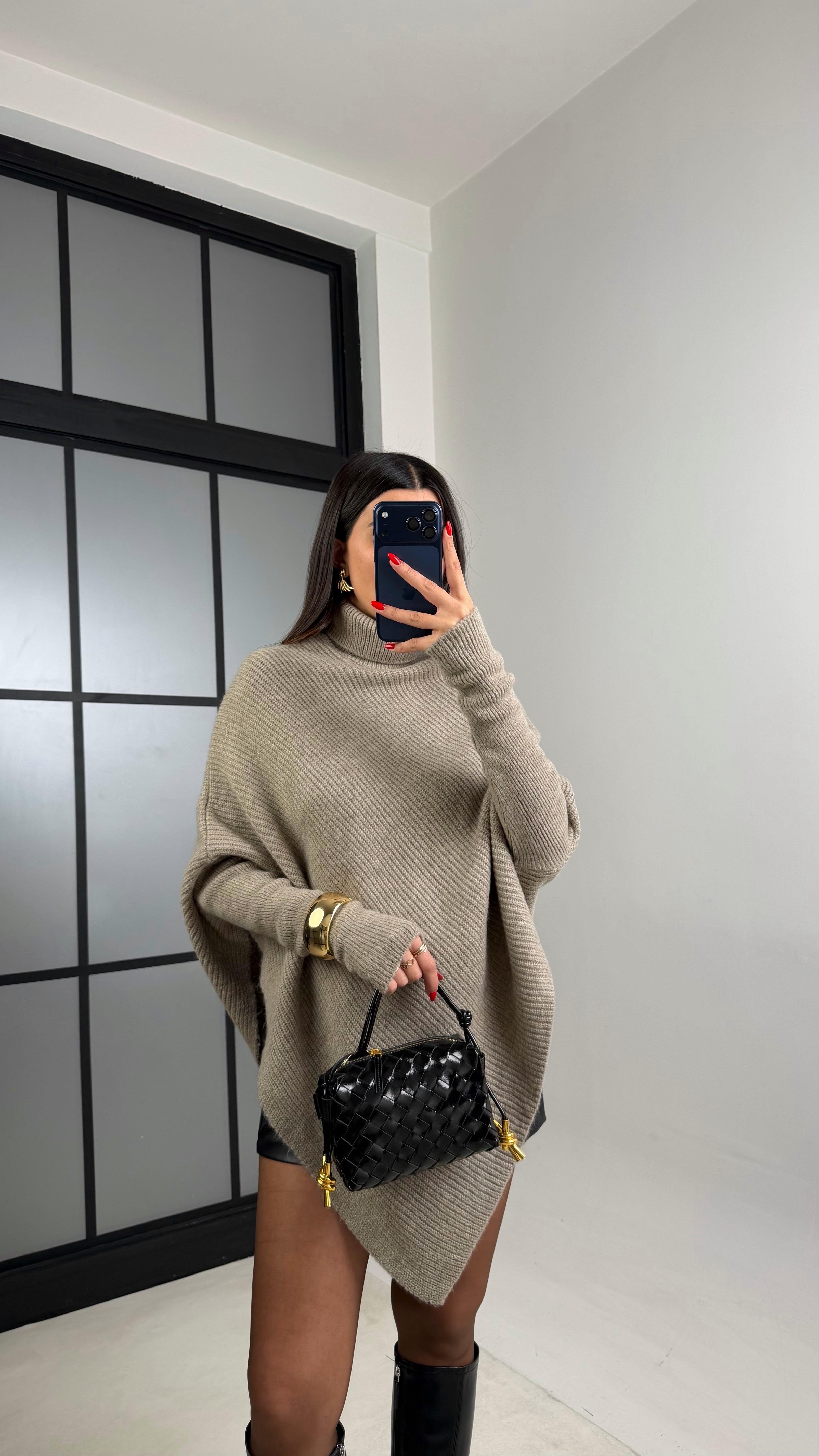 Vizon Balıkçı Yaka Asimetrik Kesim Kazak GAUS-00952GAUSKAZAKGAUS-00952