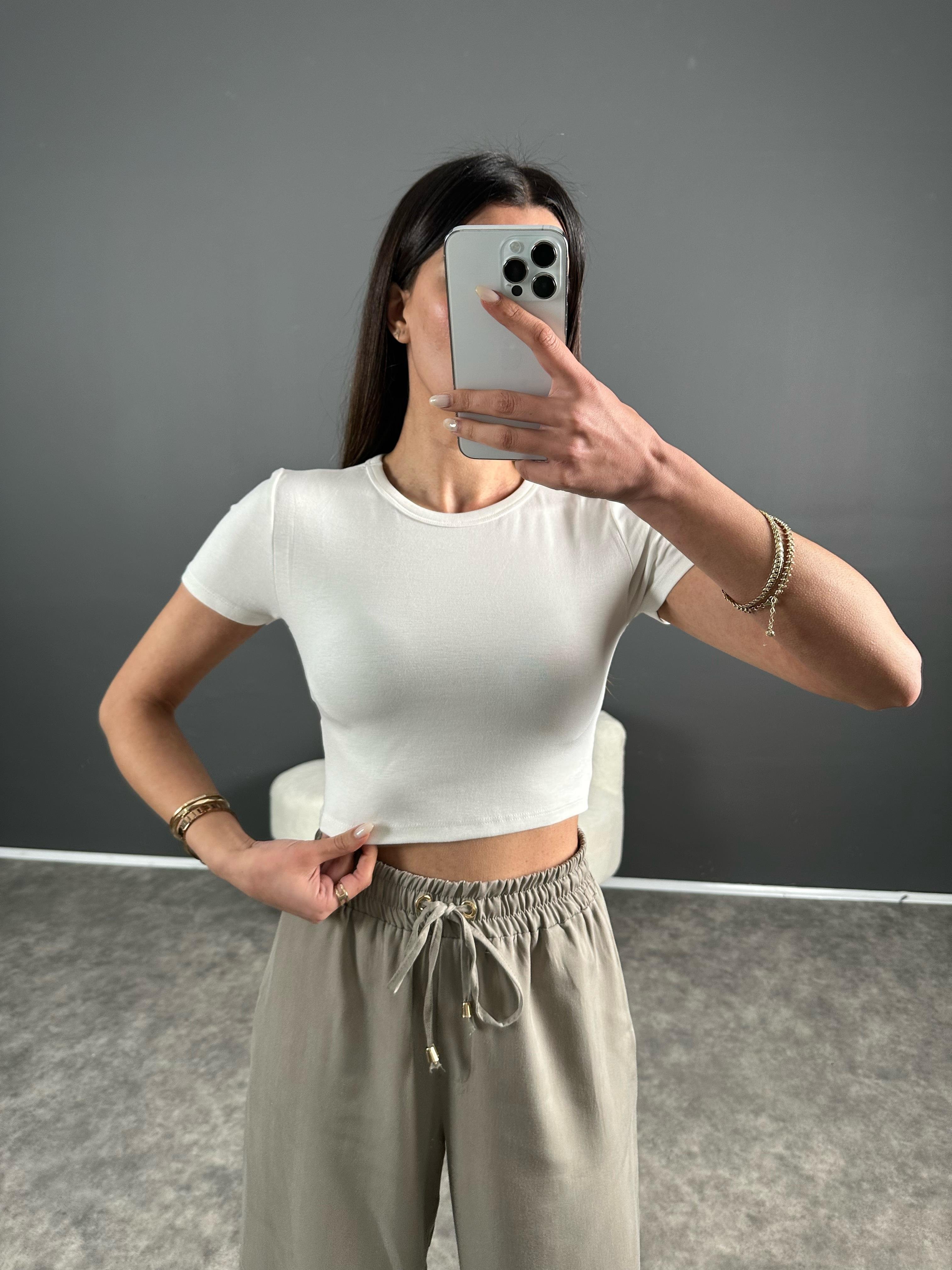 Ales Beyaz Crop Basic Tshirt 