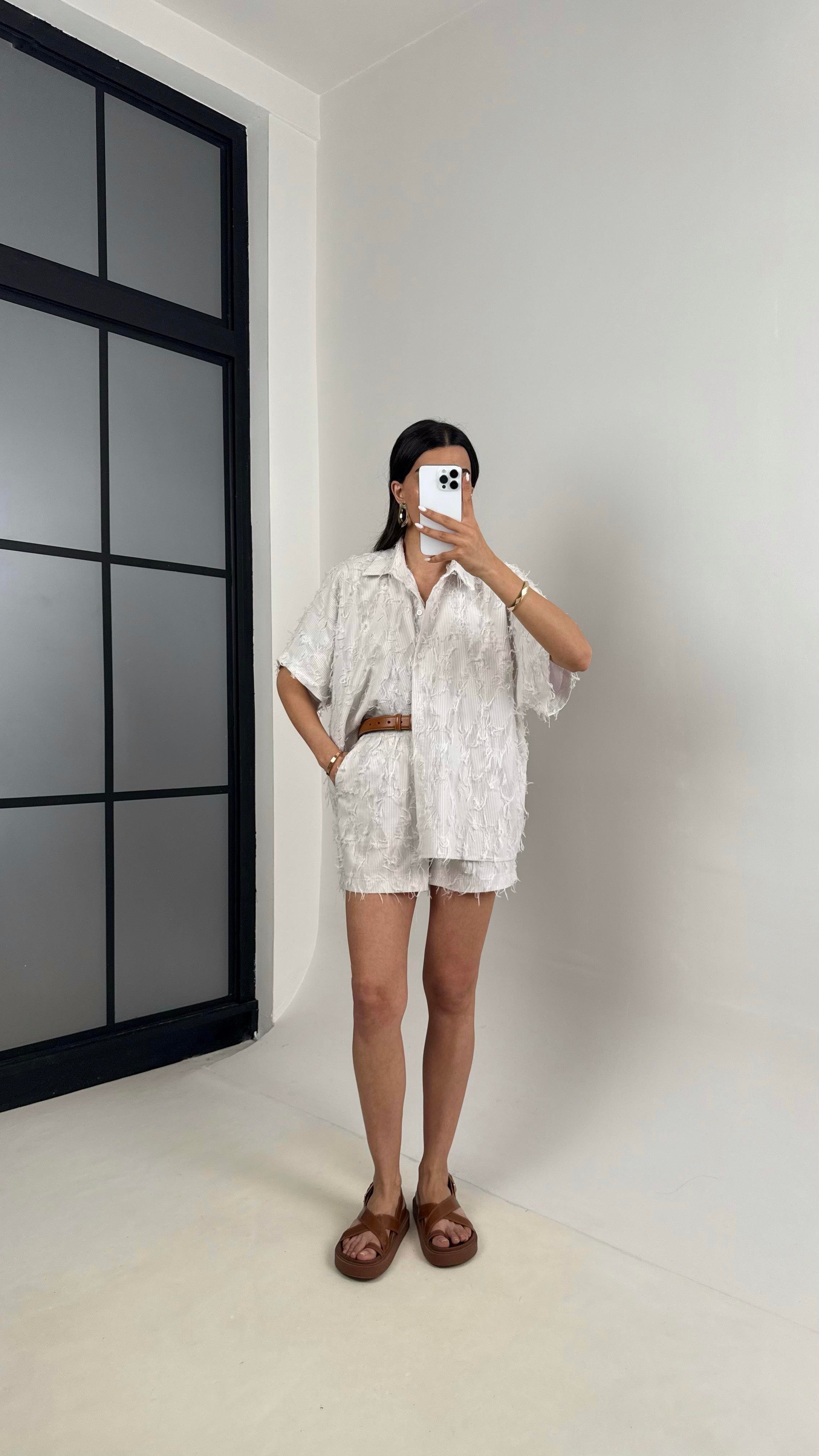 Taş Vizon Çizgili Gömlek Beli Lastikli Şort Püskül Detaylı Takım Gaus00422GausTAKIMGU1002055