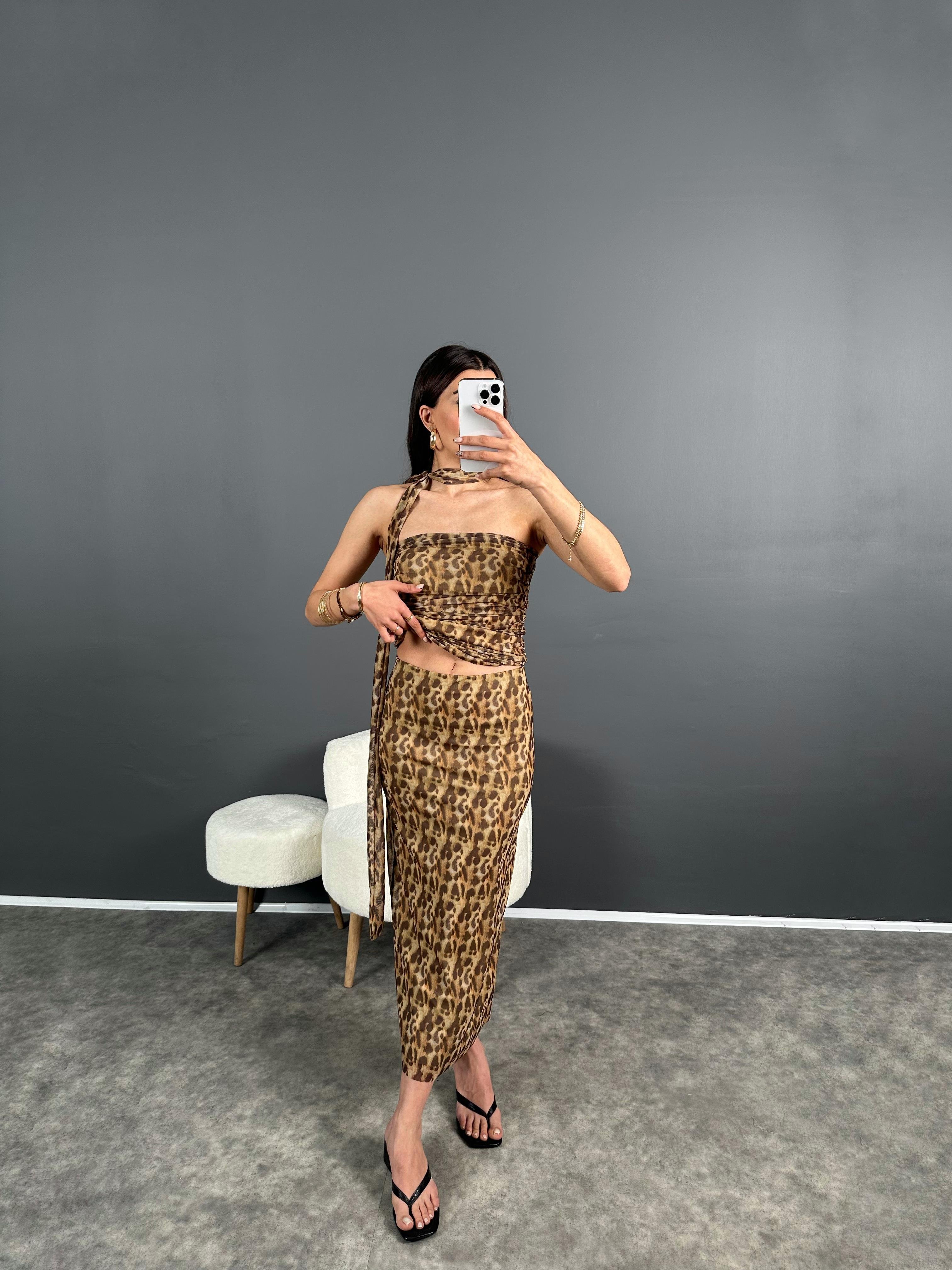Zr Model Leoparlı Bluz Etek Takım GausTAKIMGU007945