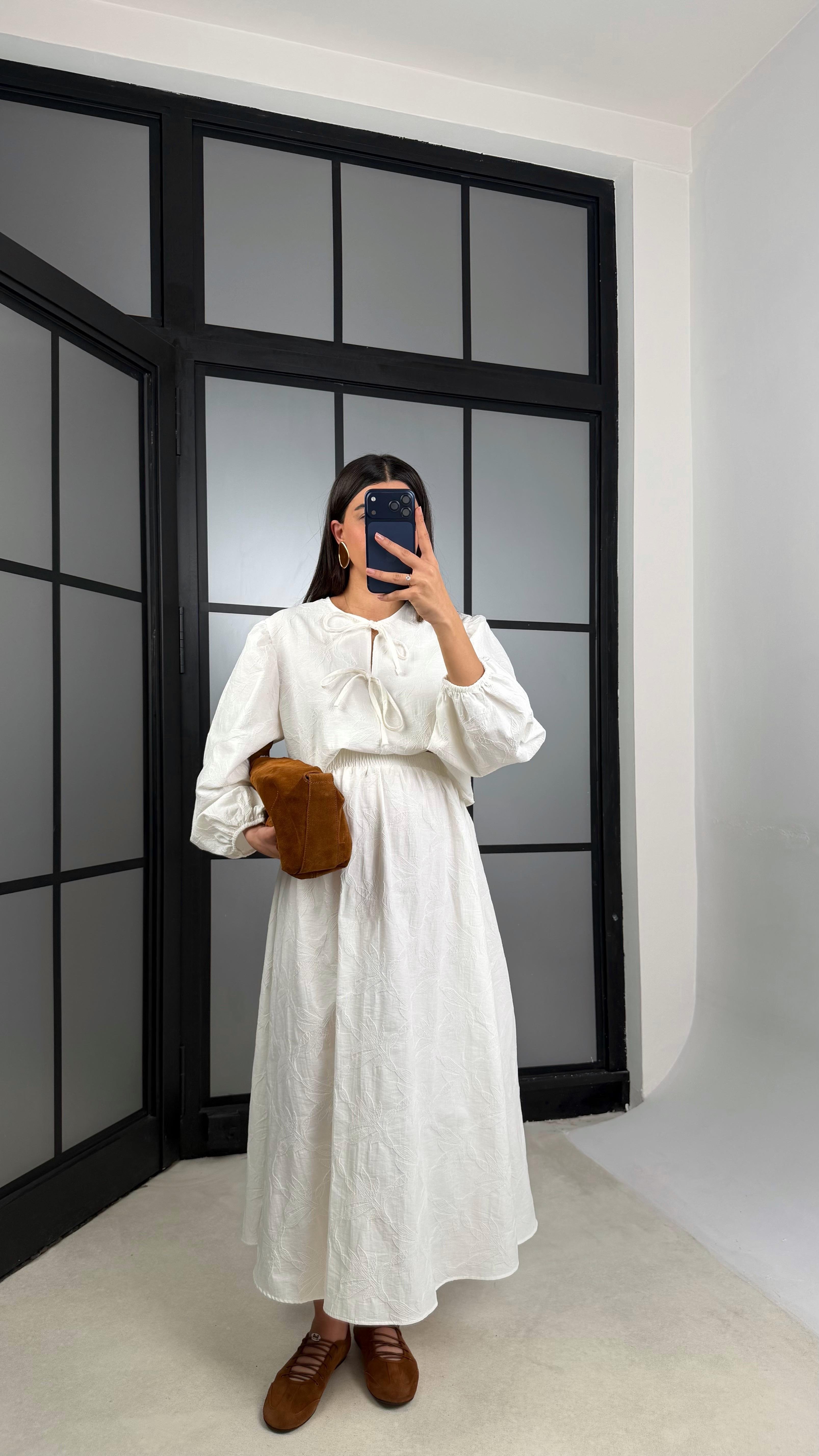 Ekru Çiçek Nakışlı Gömlek Beli Lastikli Etek Takım GAUS-01182GAUSTAKIMGAUS-01182