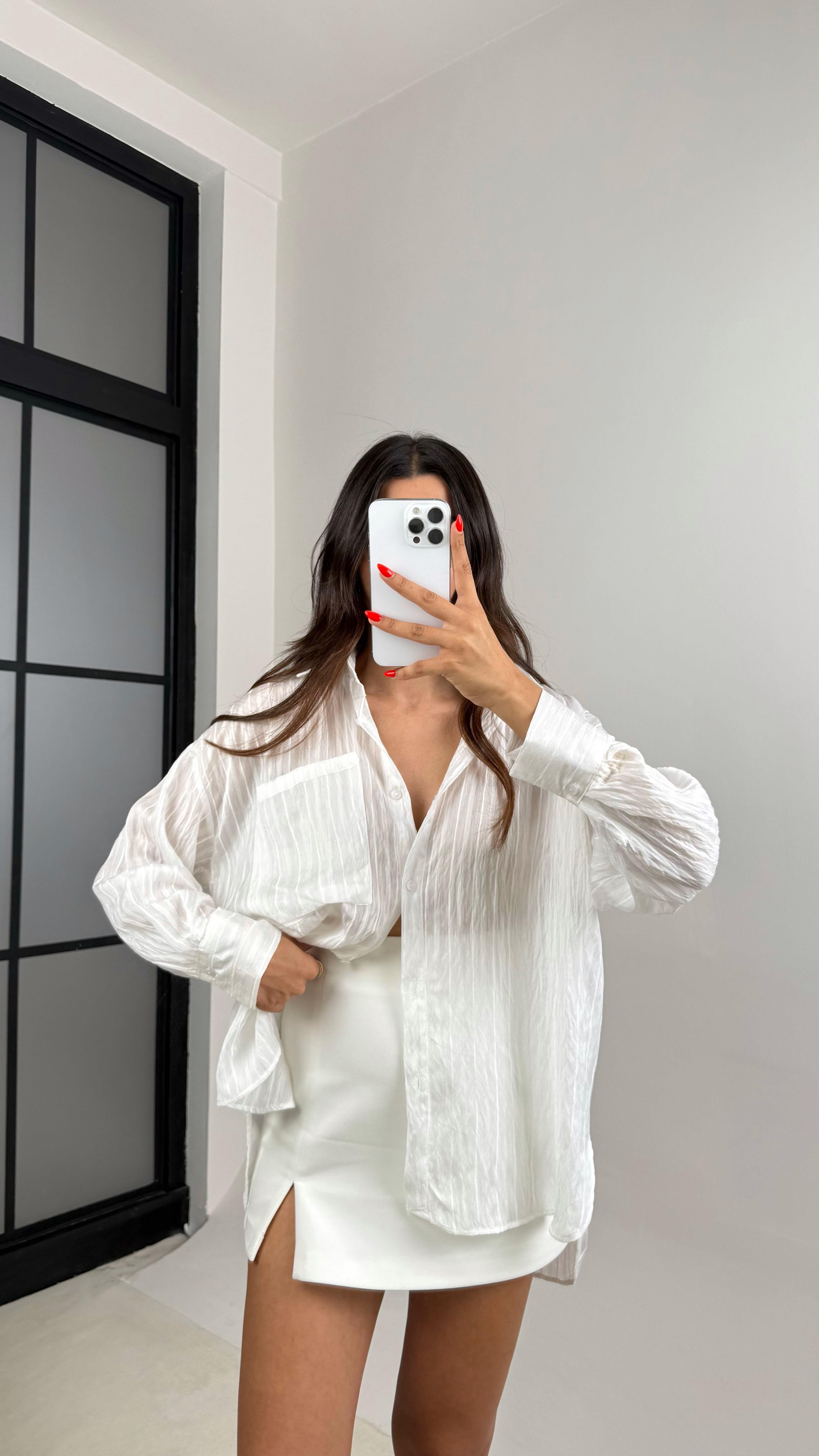 Beyaz Şerit Desenli Kırışık Tencel Gömlek GAUS-0032GAUSGÖMLEKGAUS-0032