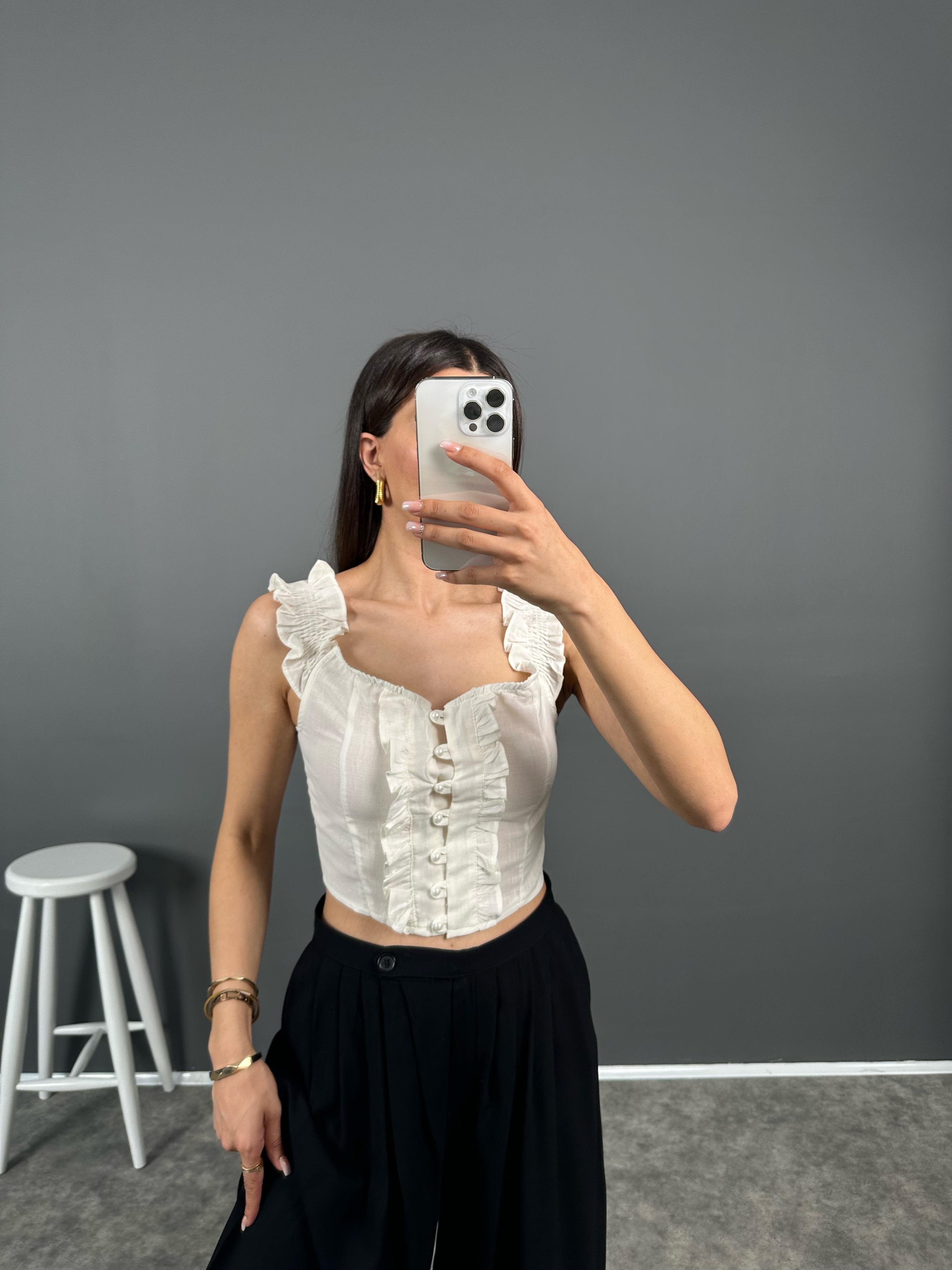 Varro Beyaz İnci Detaylı Crop