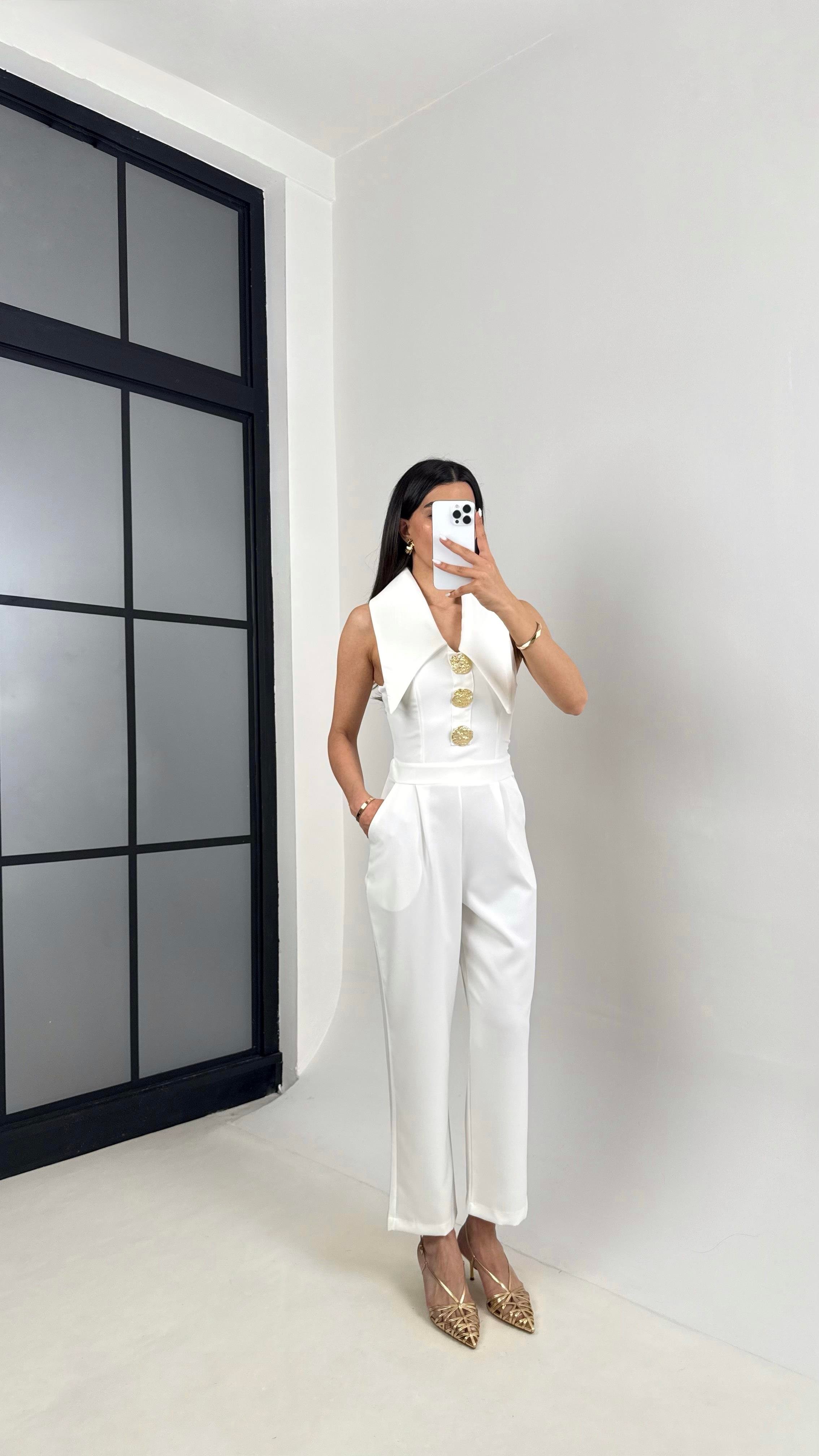 Beyaz Yaka Detaylı Gold Düğmeli Cepli Tasarım Tulum Gaus00452GausTULUMGU1002054