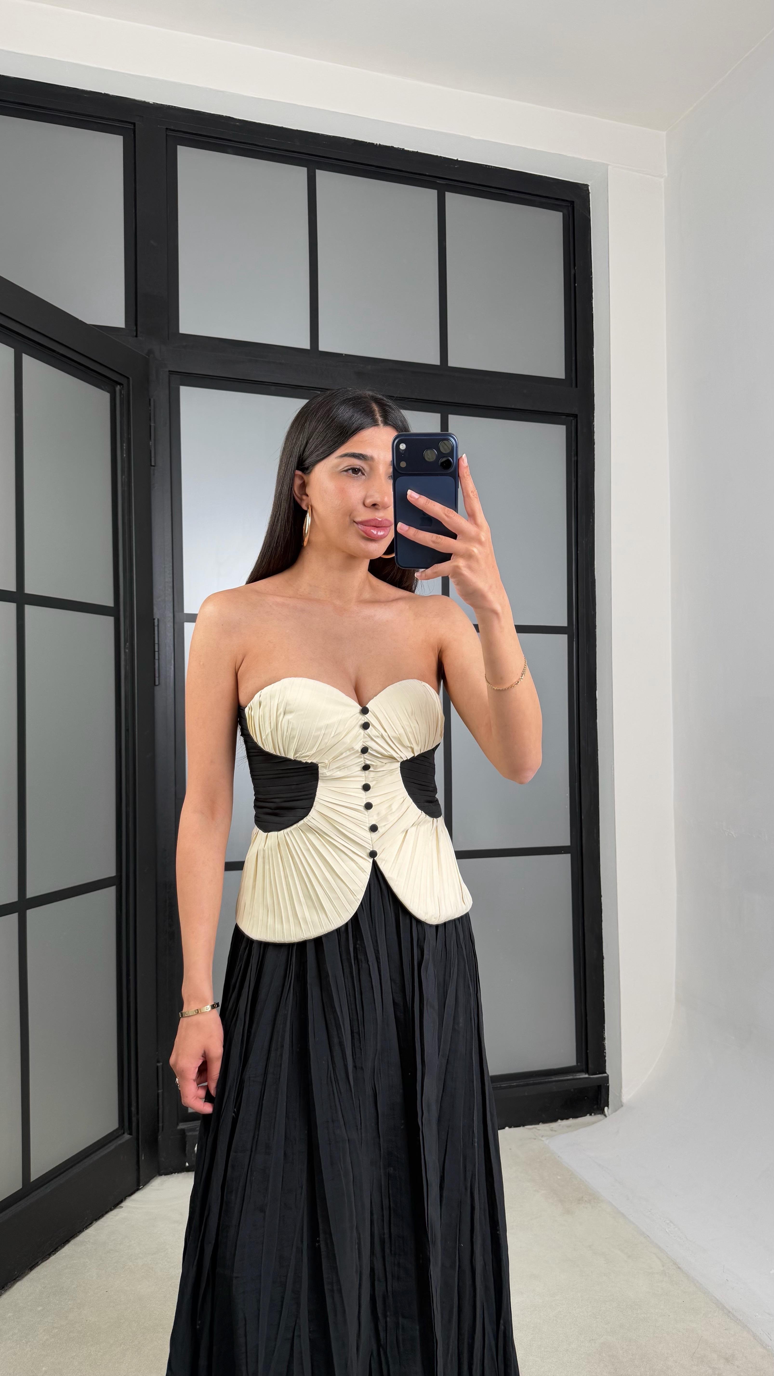 Krem Pileli Düğme Detaylı Tasarım Korse GAUS-01534GAUSBlouseGAUS-01534