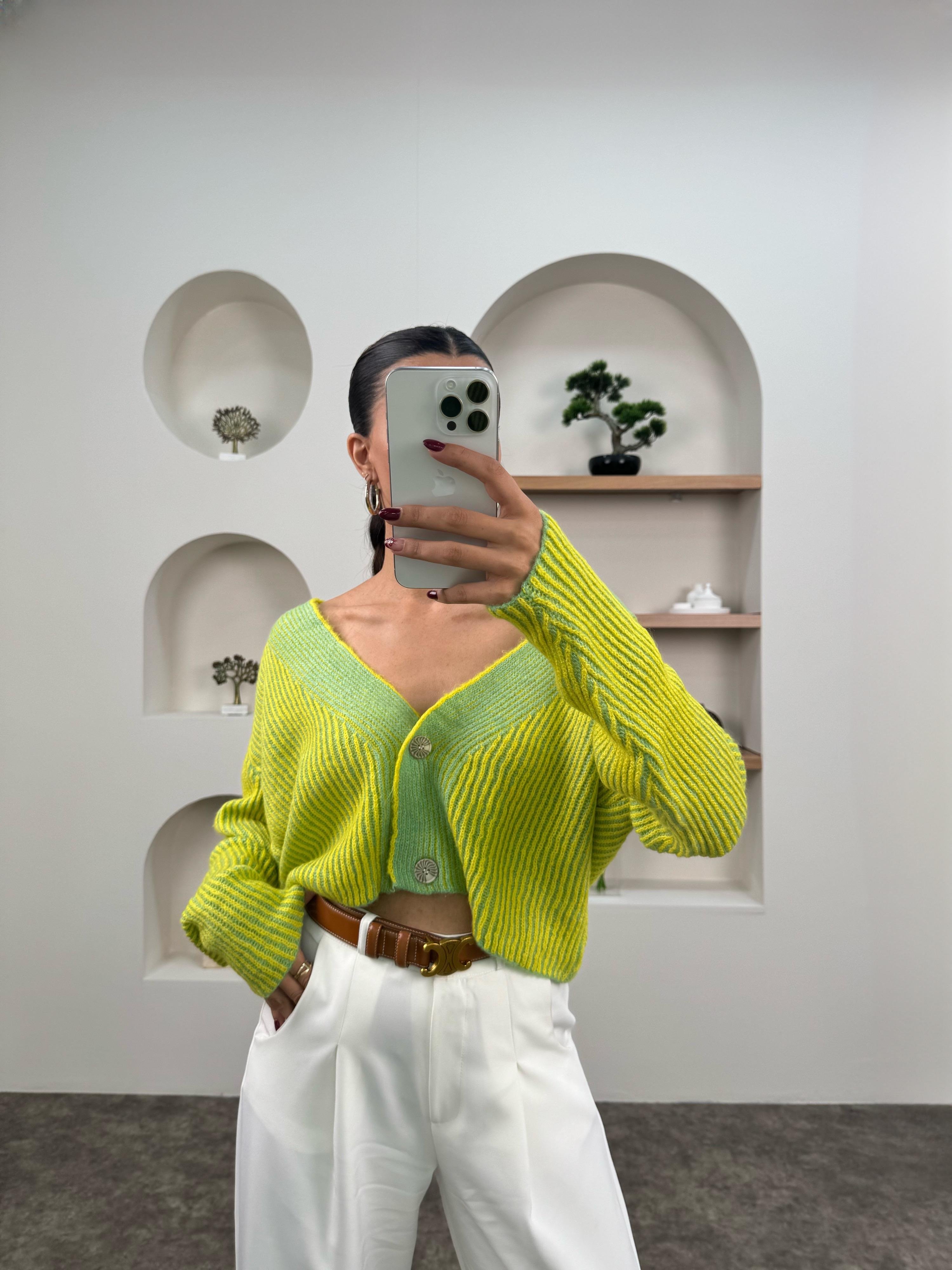 Rela Yeşil Çizgili Triko Hırka