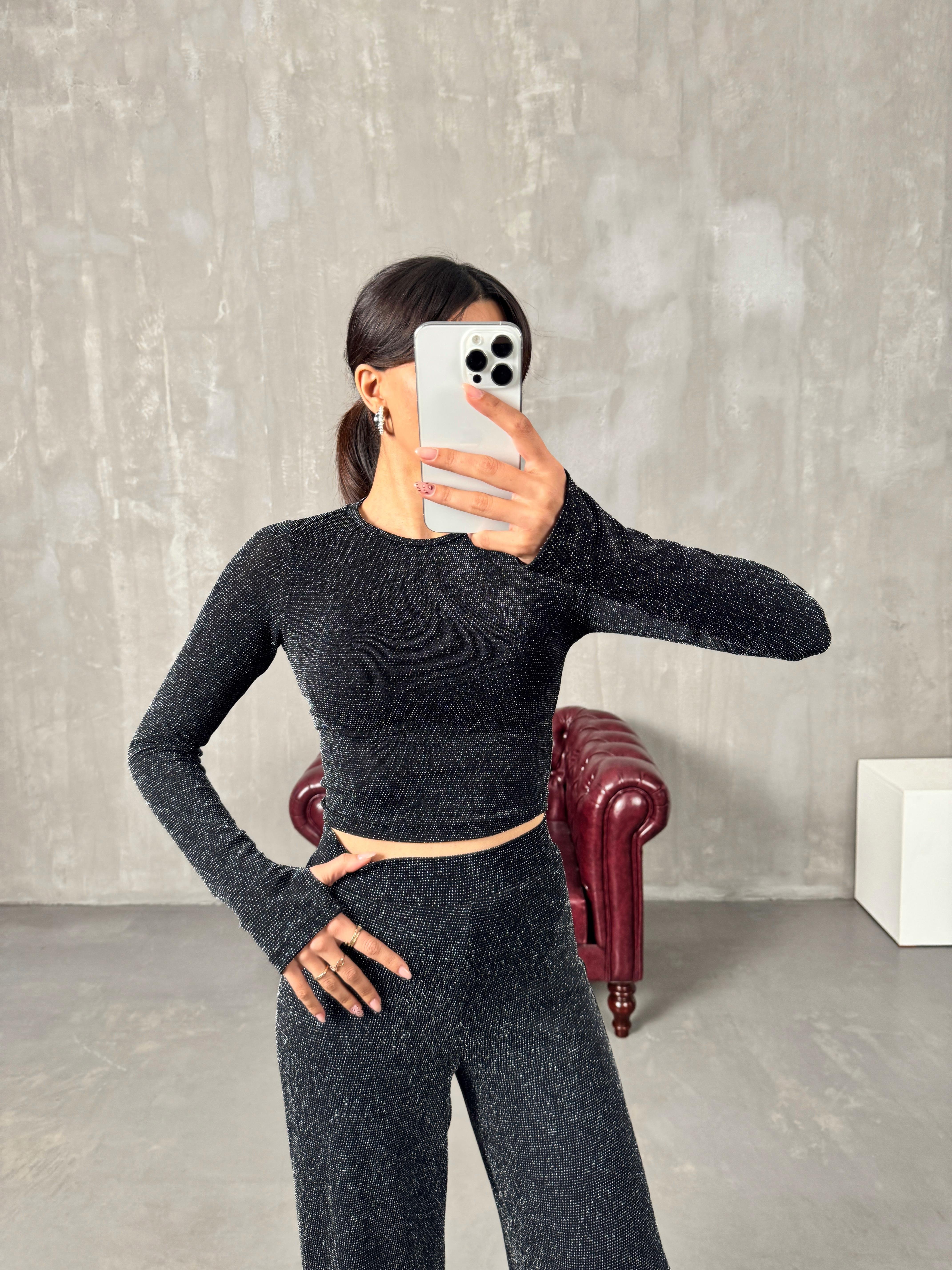 Lara Siyah Simli Bisiklet Yaka Bluz