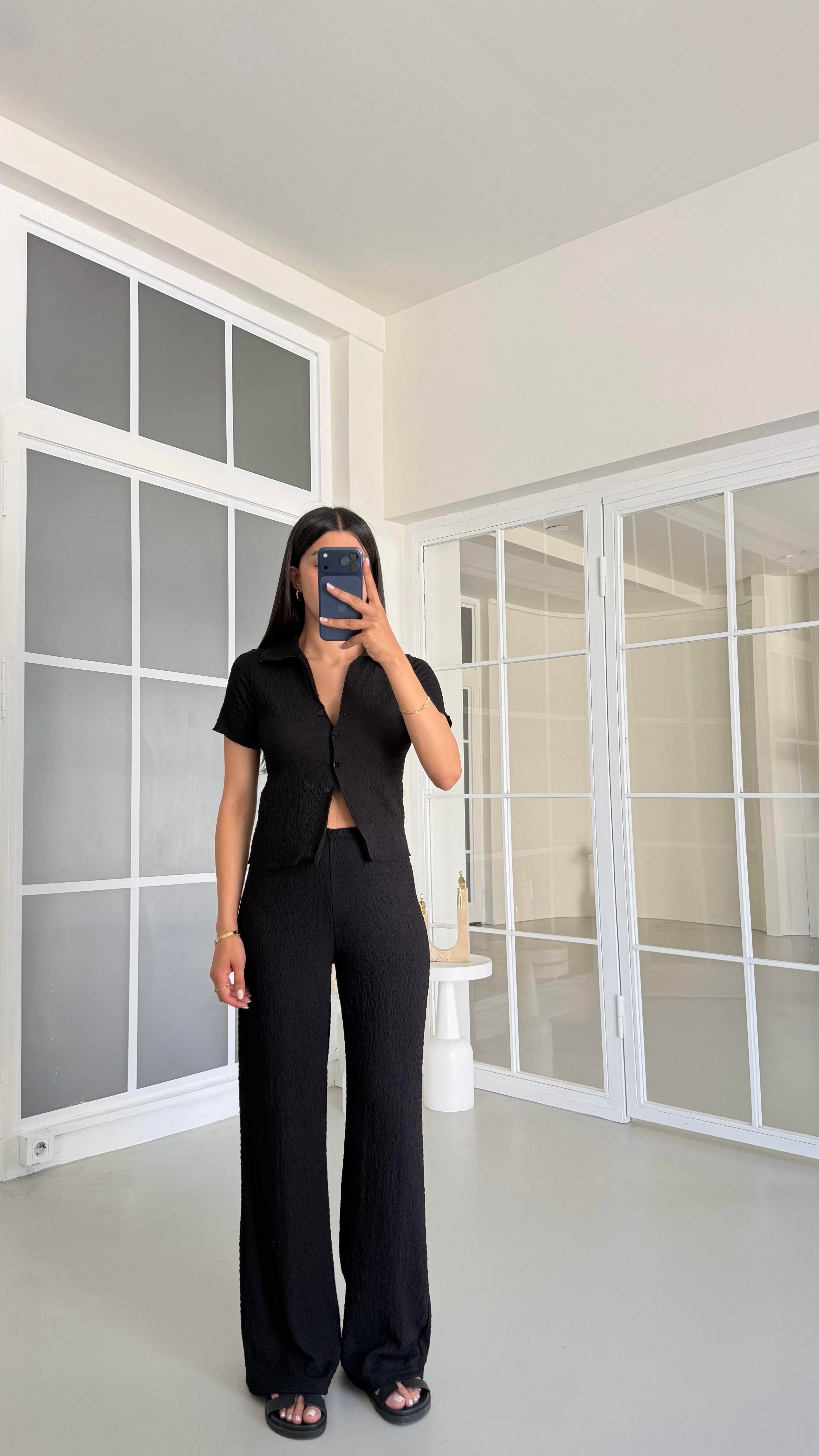 Siyah Crop Bluz Beli Lastikli Pantolon Bürümcük Takım GAUS-01555GAUSSuitsGAUS-01555