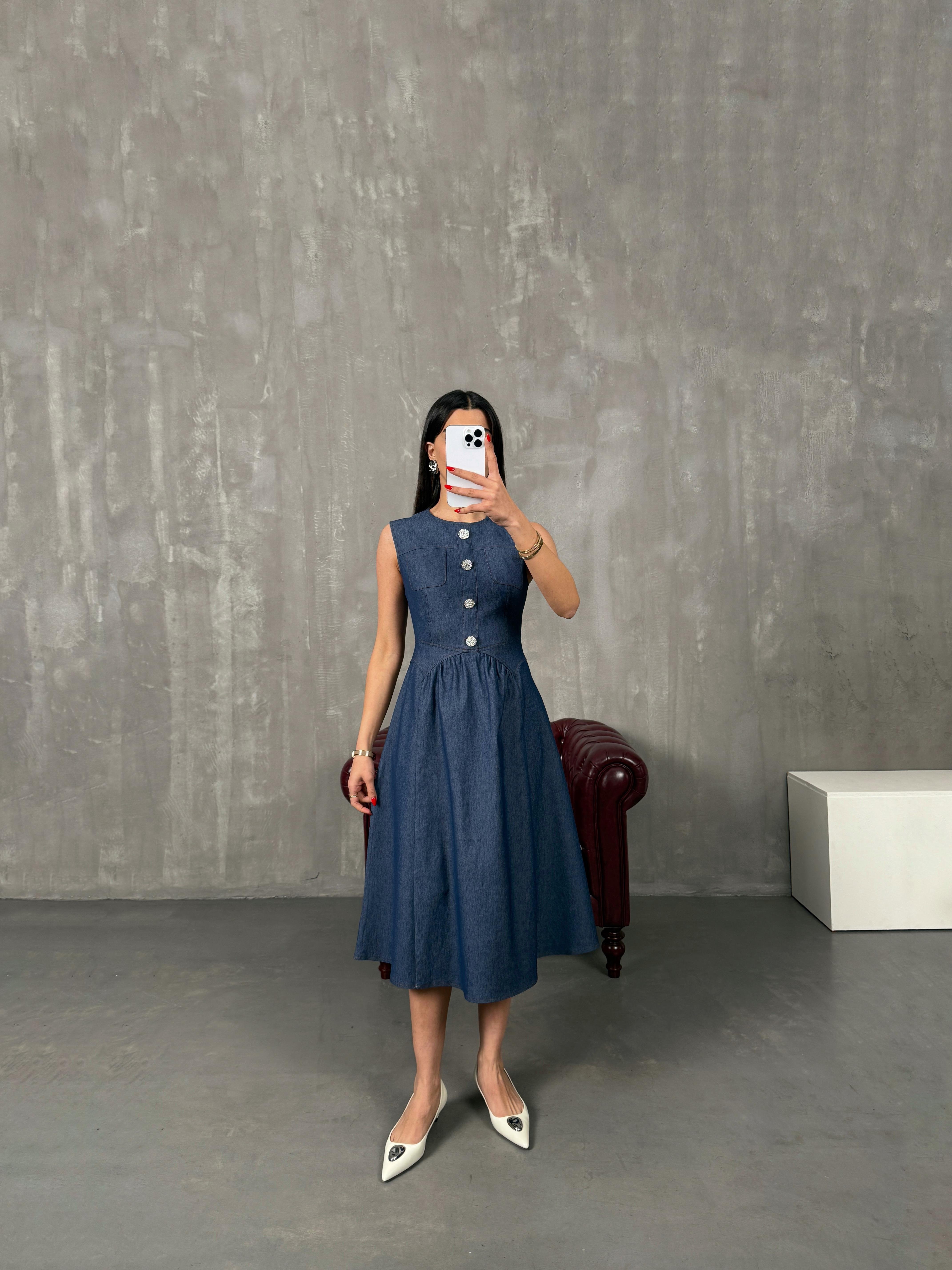 Tetra Mavi Düğme Detaylı Sıfır Kol Fermuarlı Cepli Tensel Denim Elbise