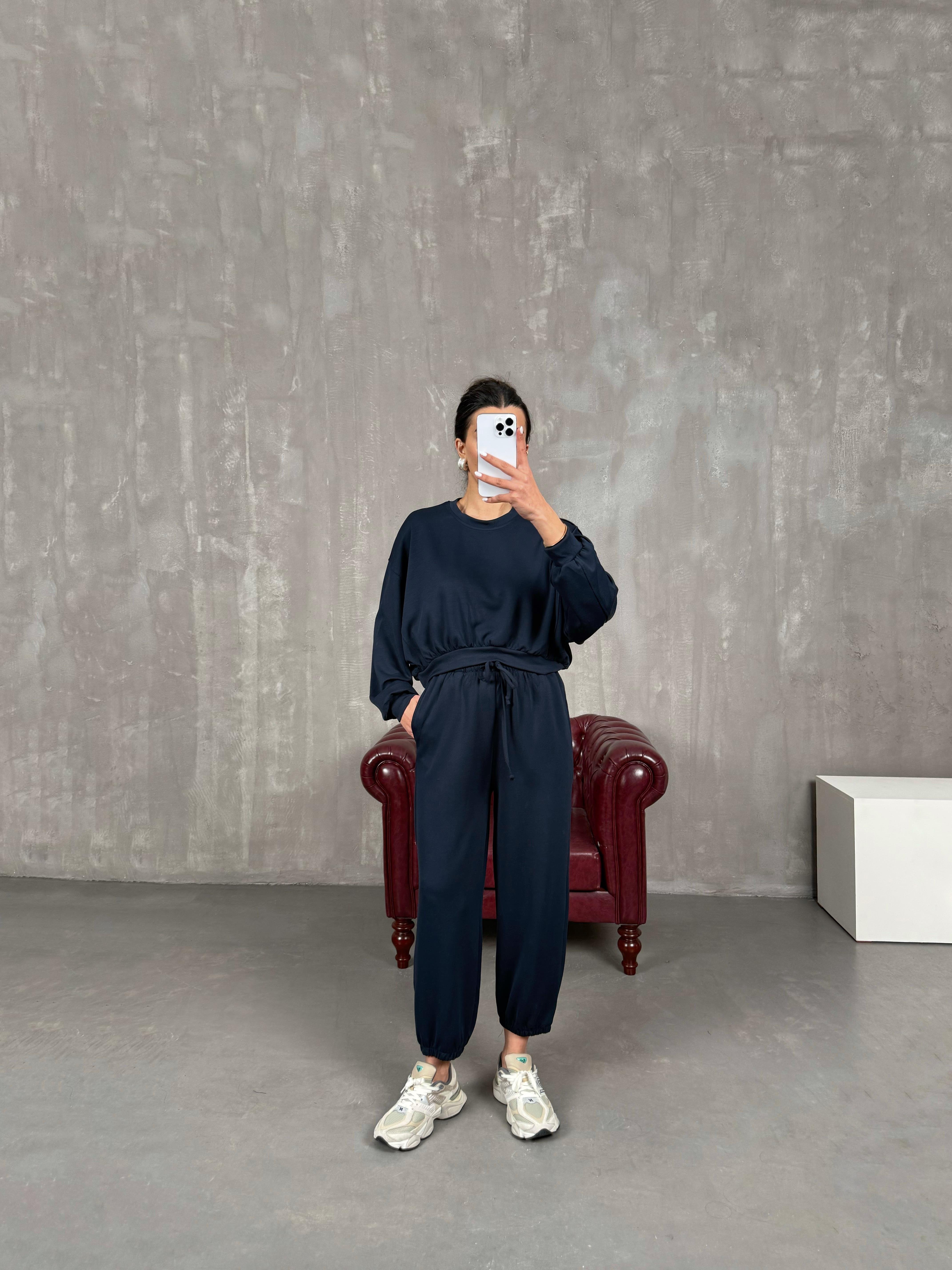 نيمو طقم مدخّن قماش مودال بريميوم بياقة دائرية