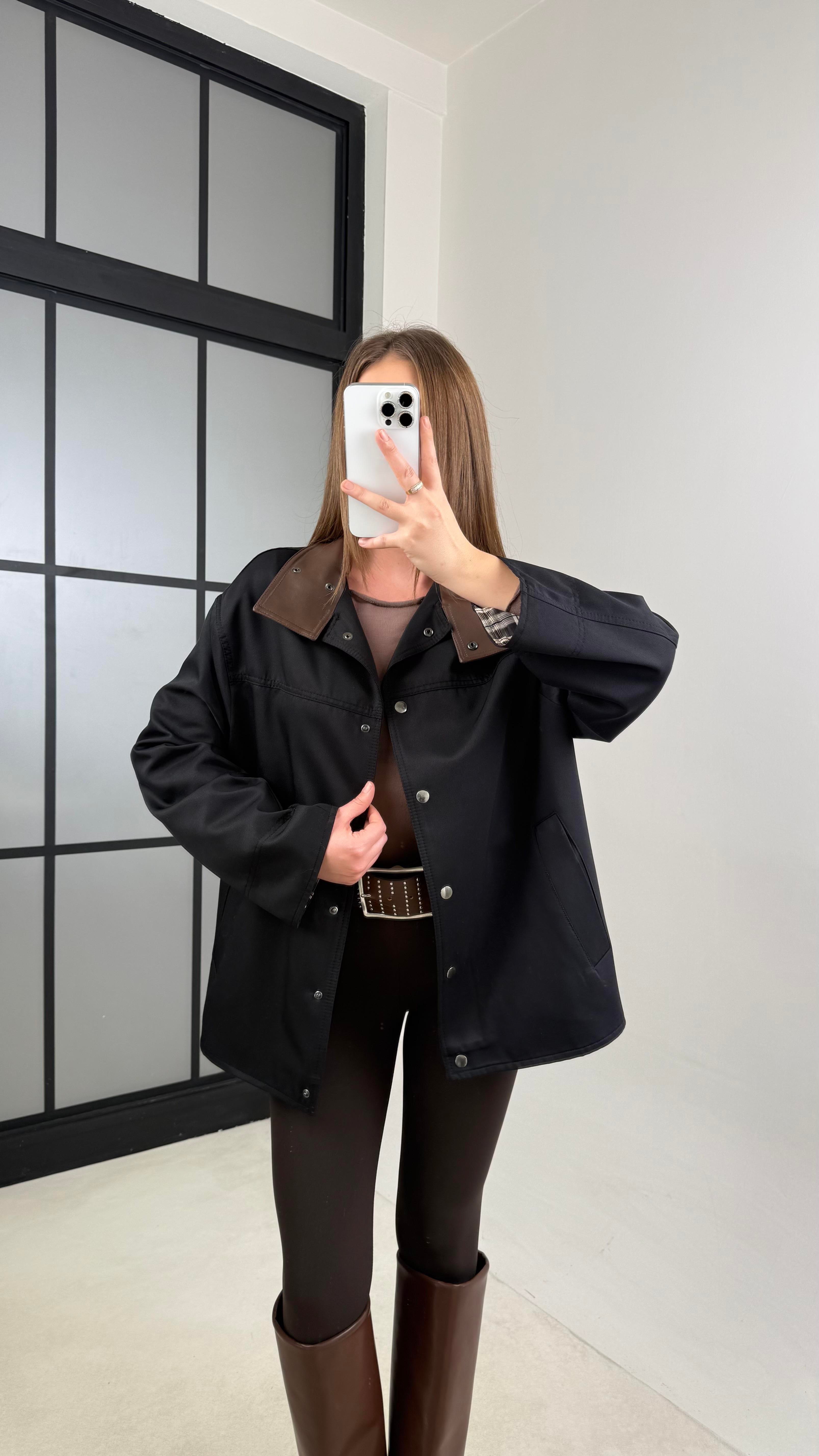 Siyah Deri Yaka Detaylı Astarlı Muadil Ceket GAUS-00732GAUSCEKETGAUS-00732