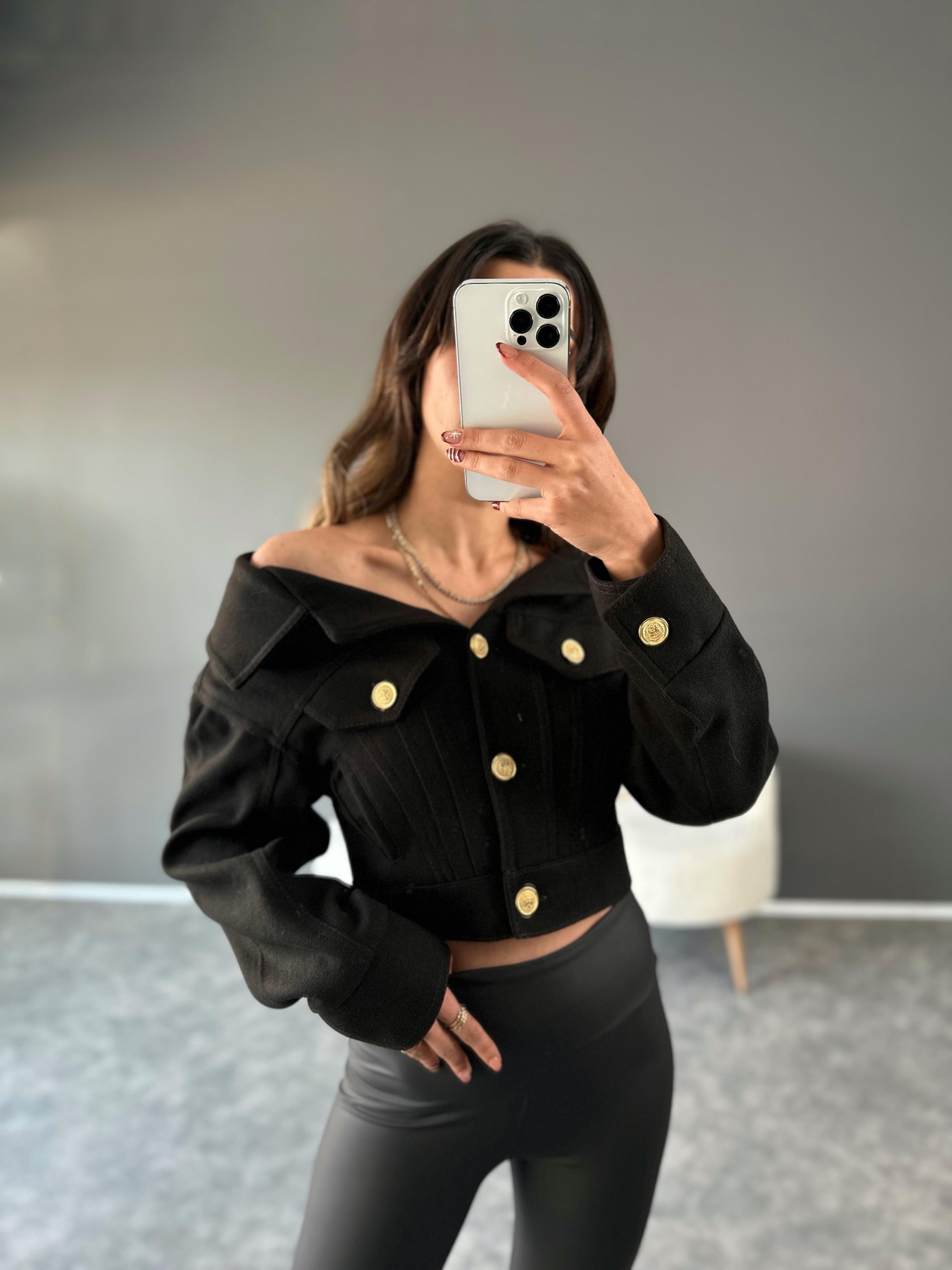 Siyah Madonna Yaka Kaşe Ceket GausCEKETGU002860