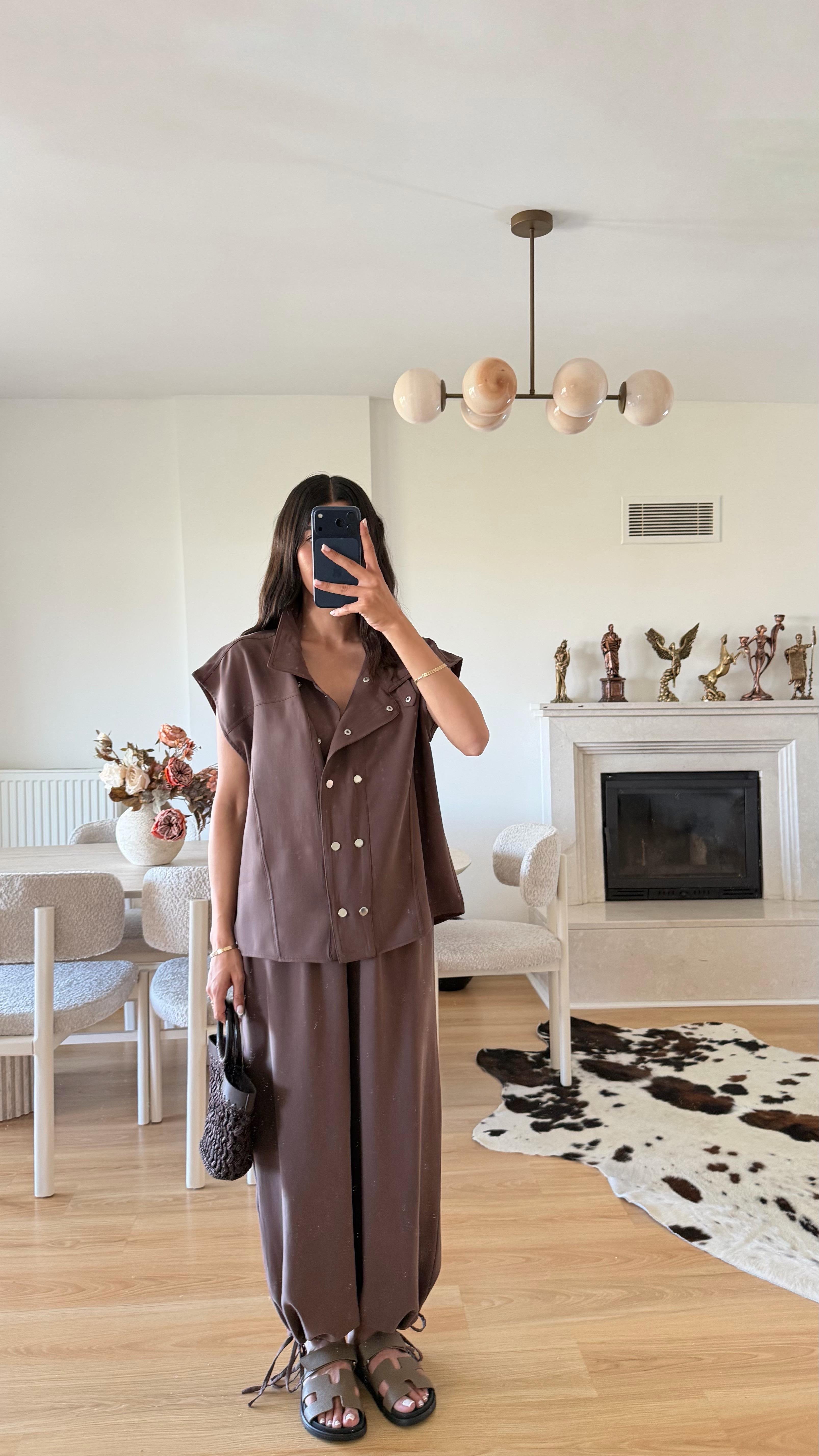 Kahve Yelek Beli Lastikli Şalvar Pantolon İkili Modal Takım GAUS-01652GAUSSuitsGAUS-01652