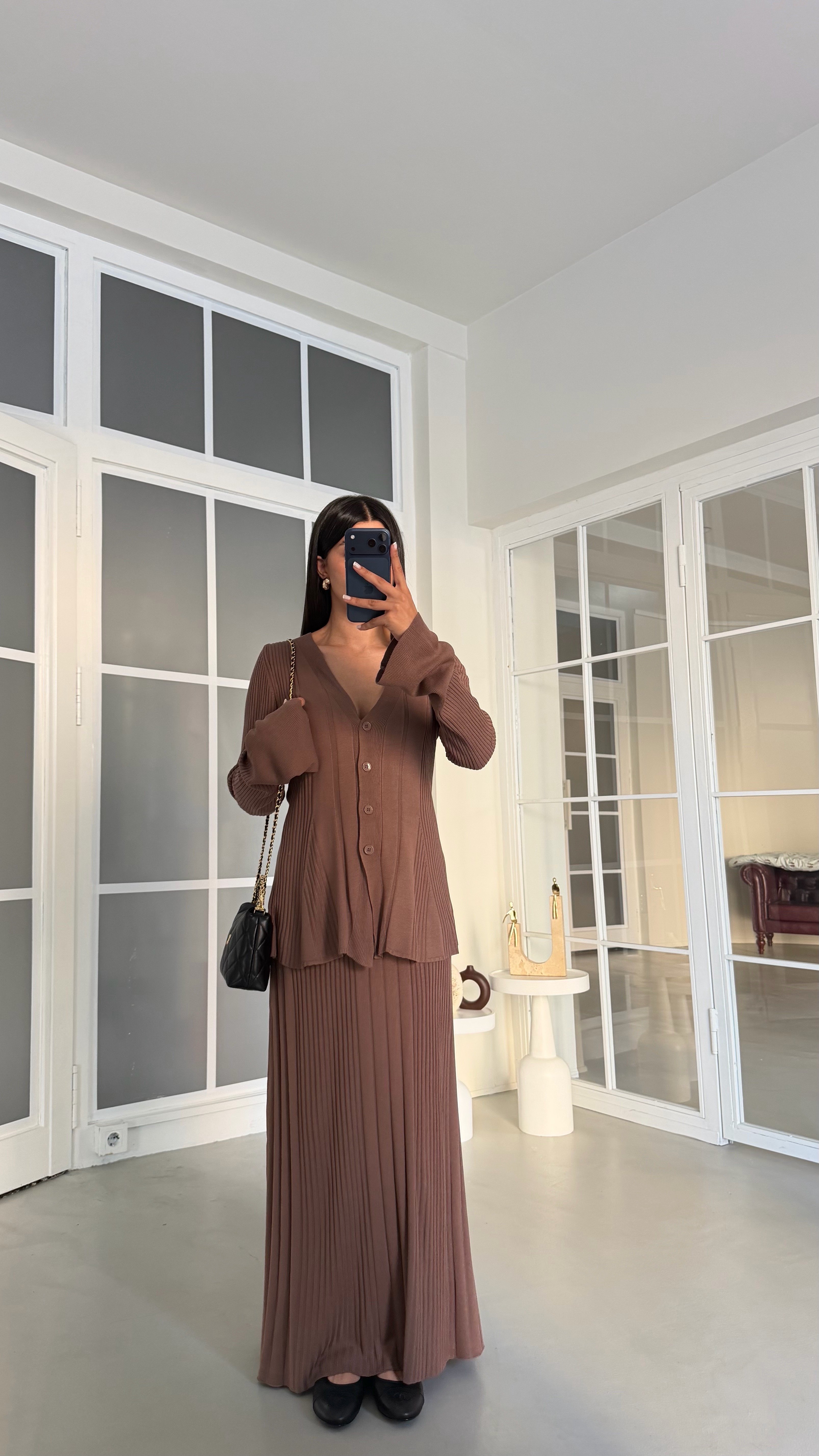 Kahve Önü Düğmeli Hırka Beli Lastikli Etek Takım GAUS-02074GAUSSuitsGAUS-02074