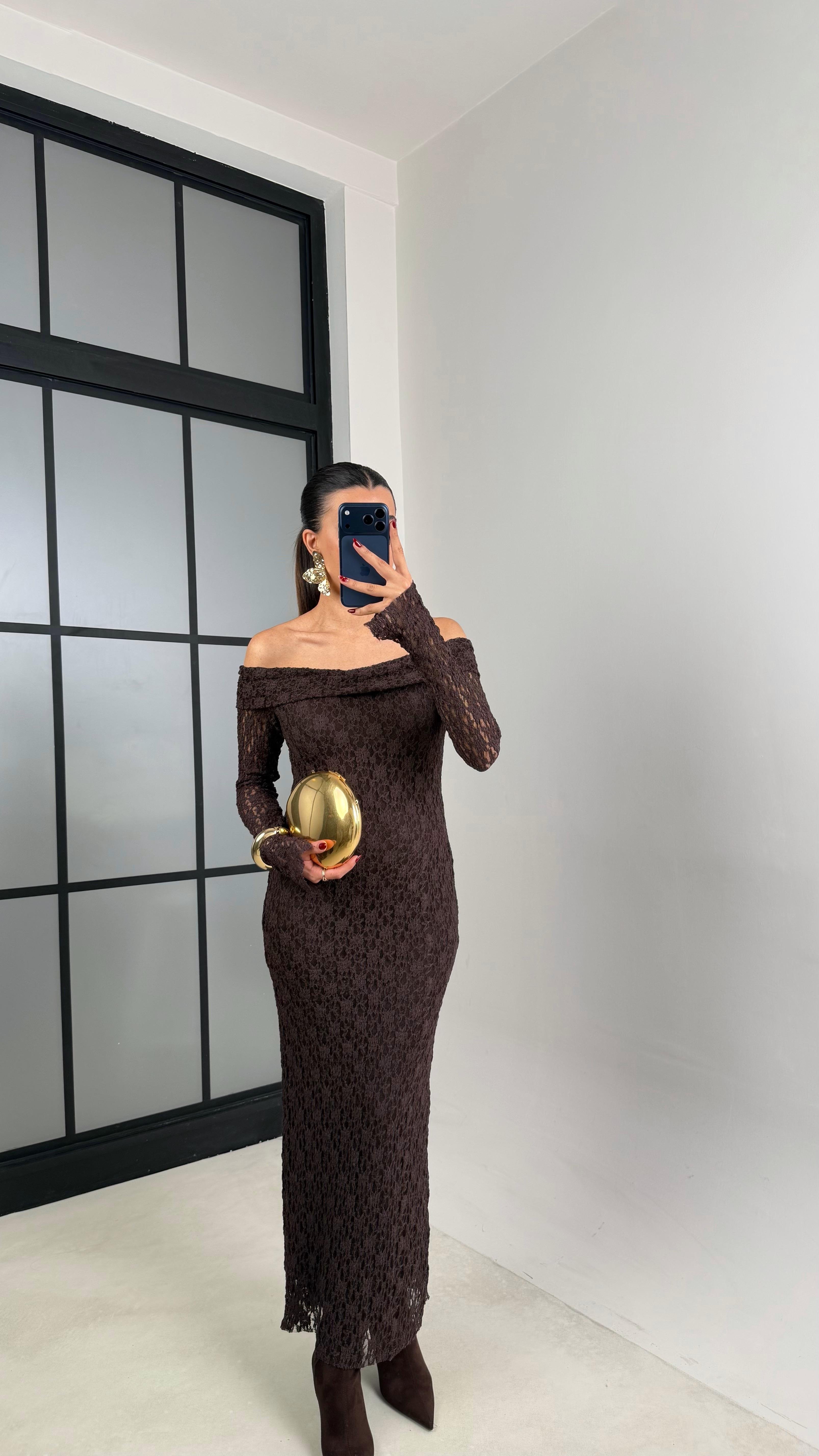 Acı Kahve Madonna Yaka Dantelli Astarlı Elbise GAUS-00664GAUSELBİSEGAUS-00664