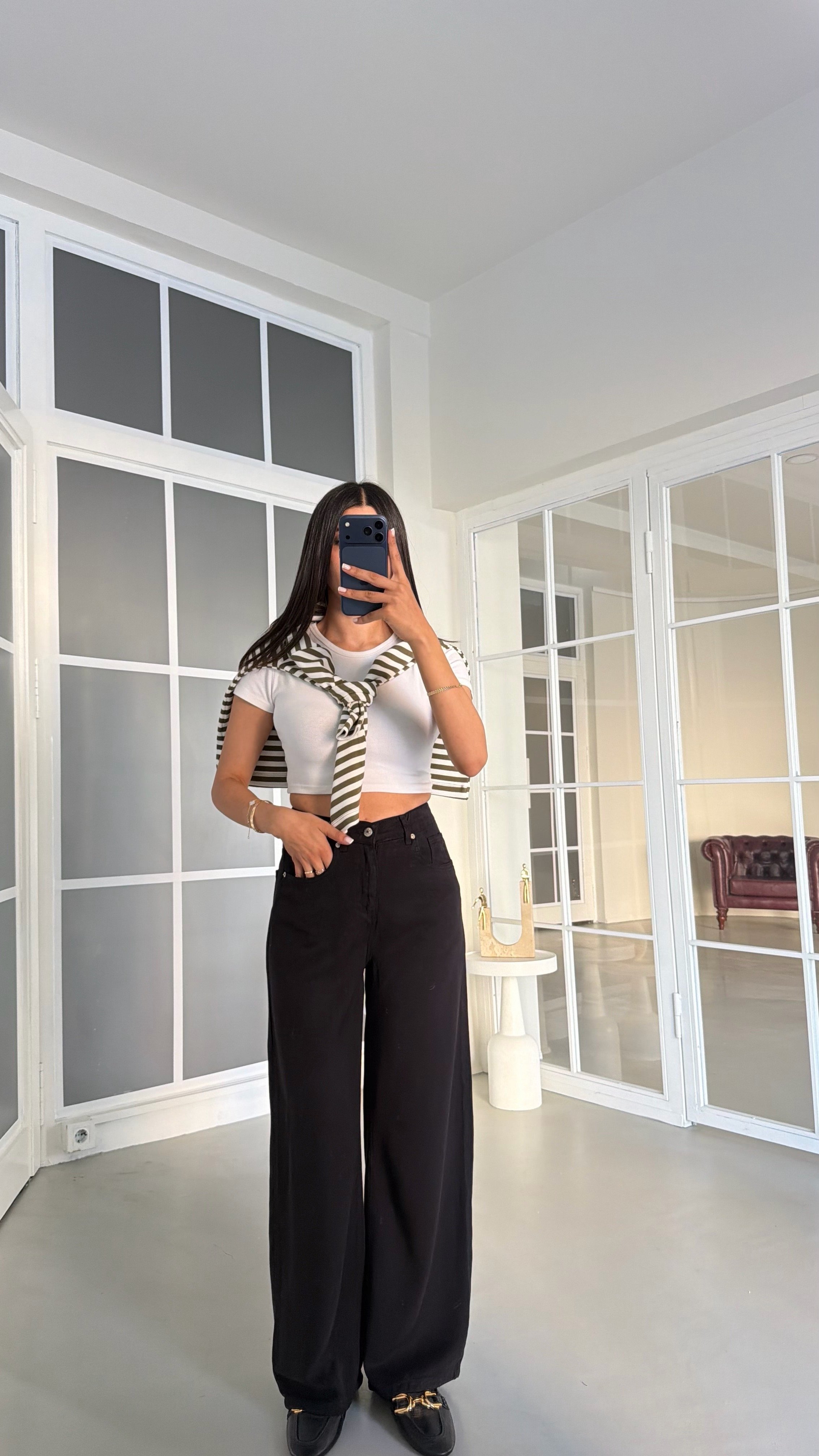 Siyah Beli Lastikli Geniş Paça Jean GAUS-01876 GAUS-02035GAUSDENİM PANTOLONGAUS-02035