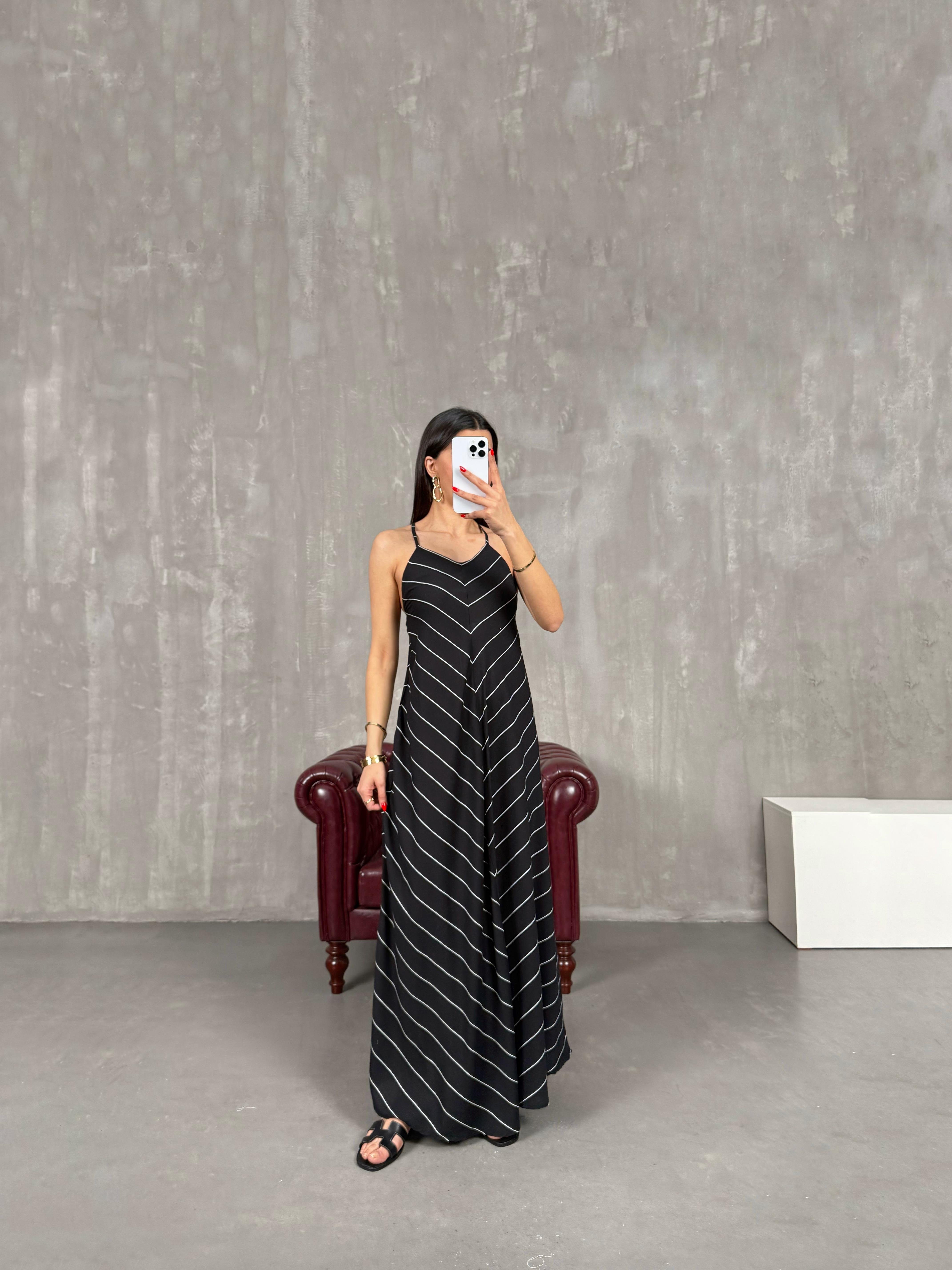 Siyah Çizgili Ayarlanabilir Askılı Elbise Gaus00152GausELBİSEGU1001351