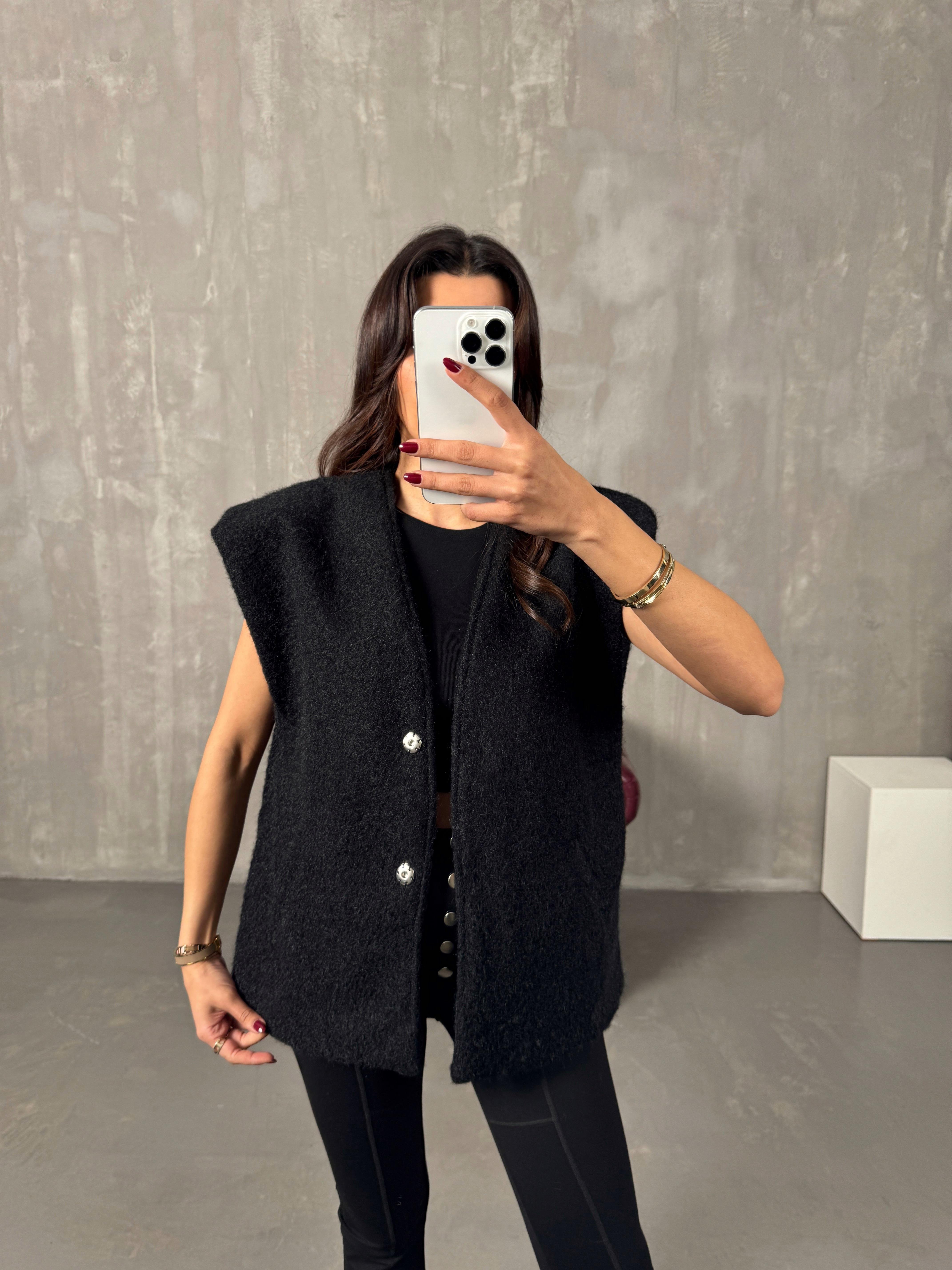 Ares Siyah Vatkalı Kırçıllı Astarlı Yelek