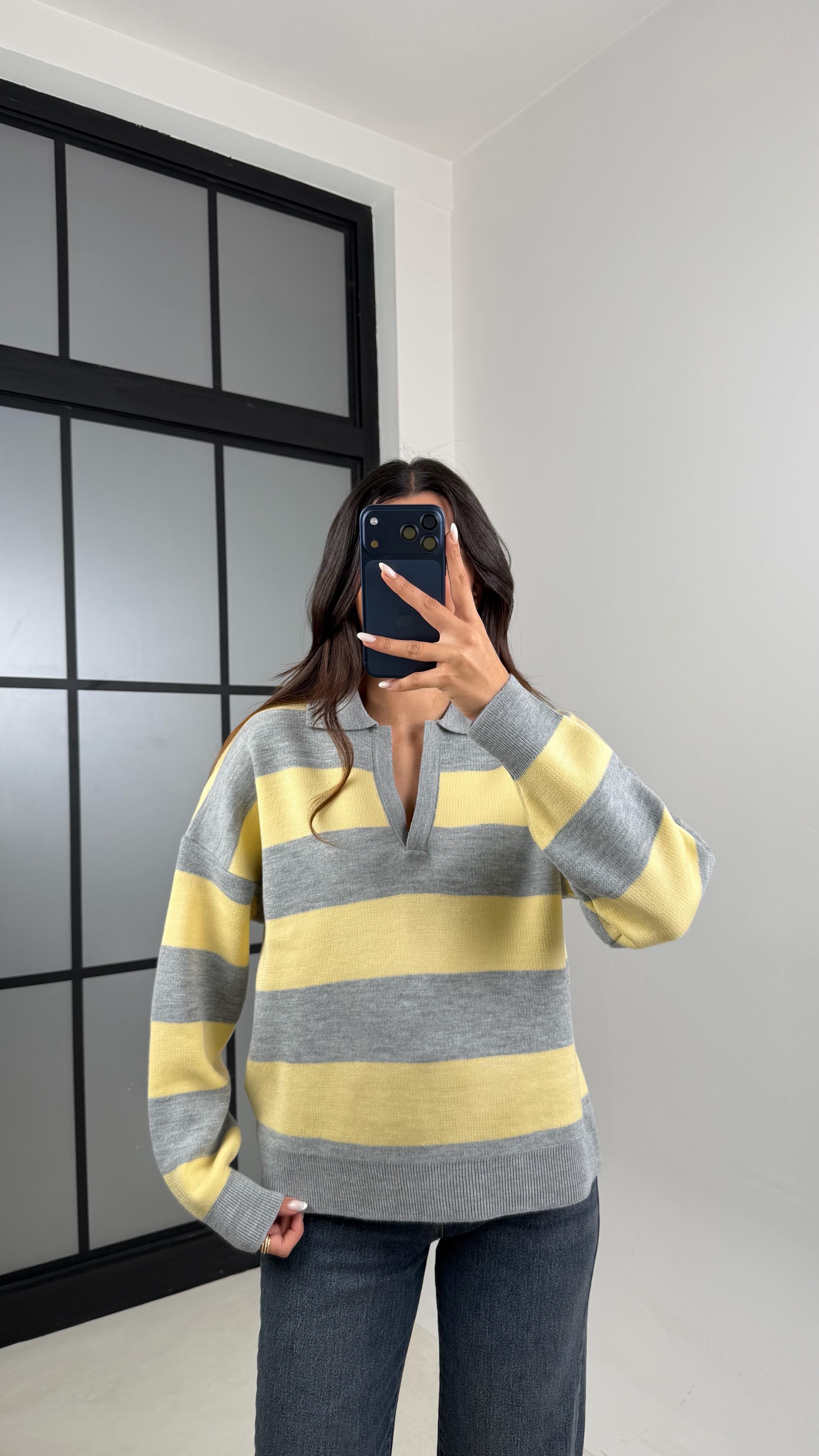 Sarı Gri Şeritli V yaka Triko Kazak GAUS-00576GAUS الكنزات GAUS-00576