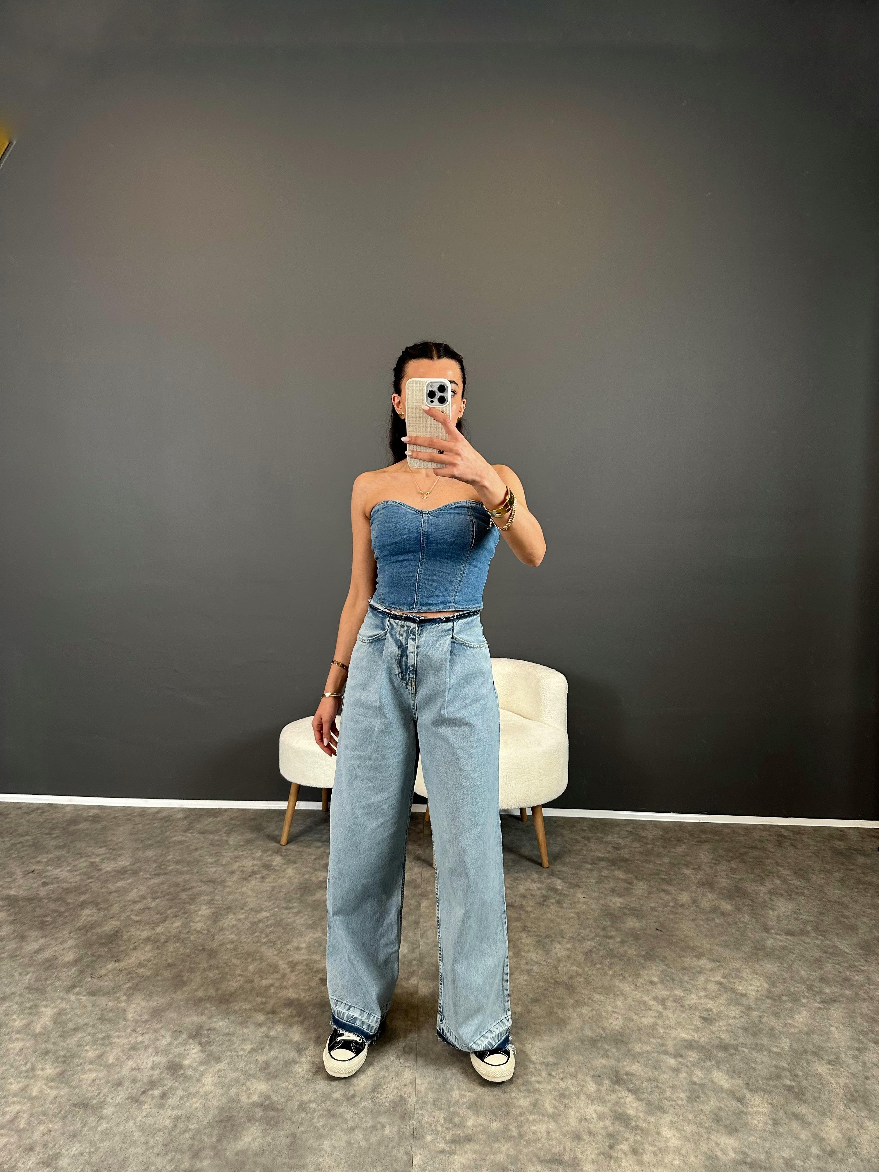 Açık Mavi Pens Detaylı Bol Paça Jean 