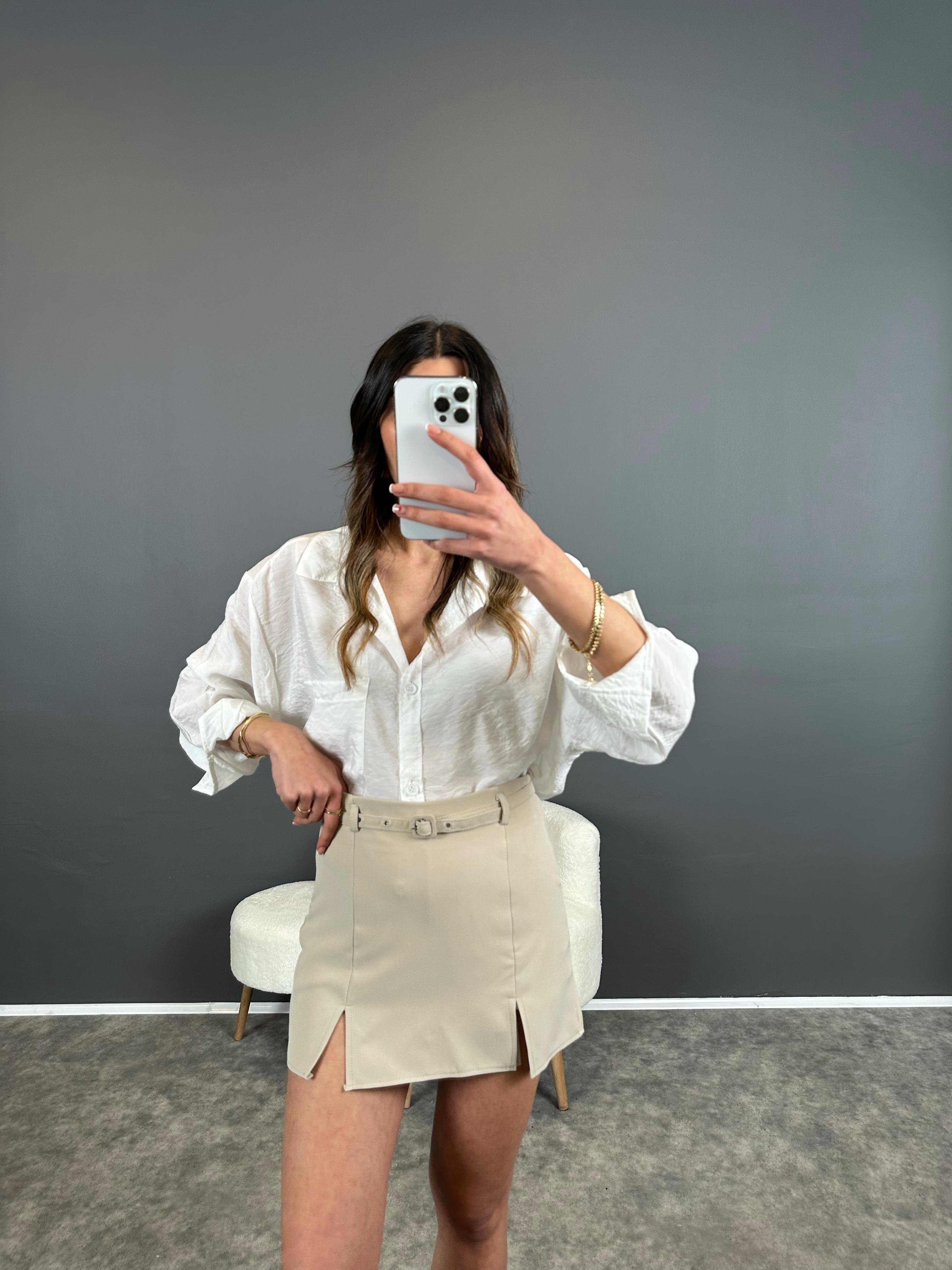 Taş Kemerli Mini Şort Etek