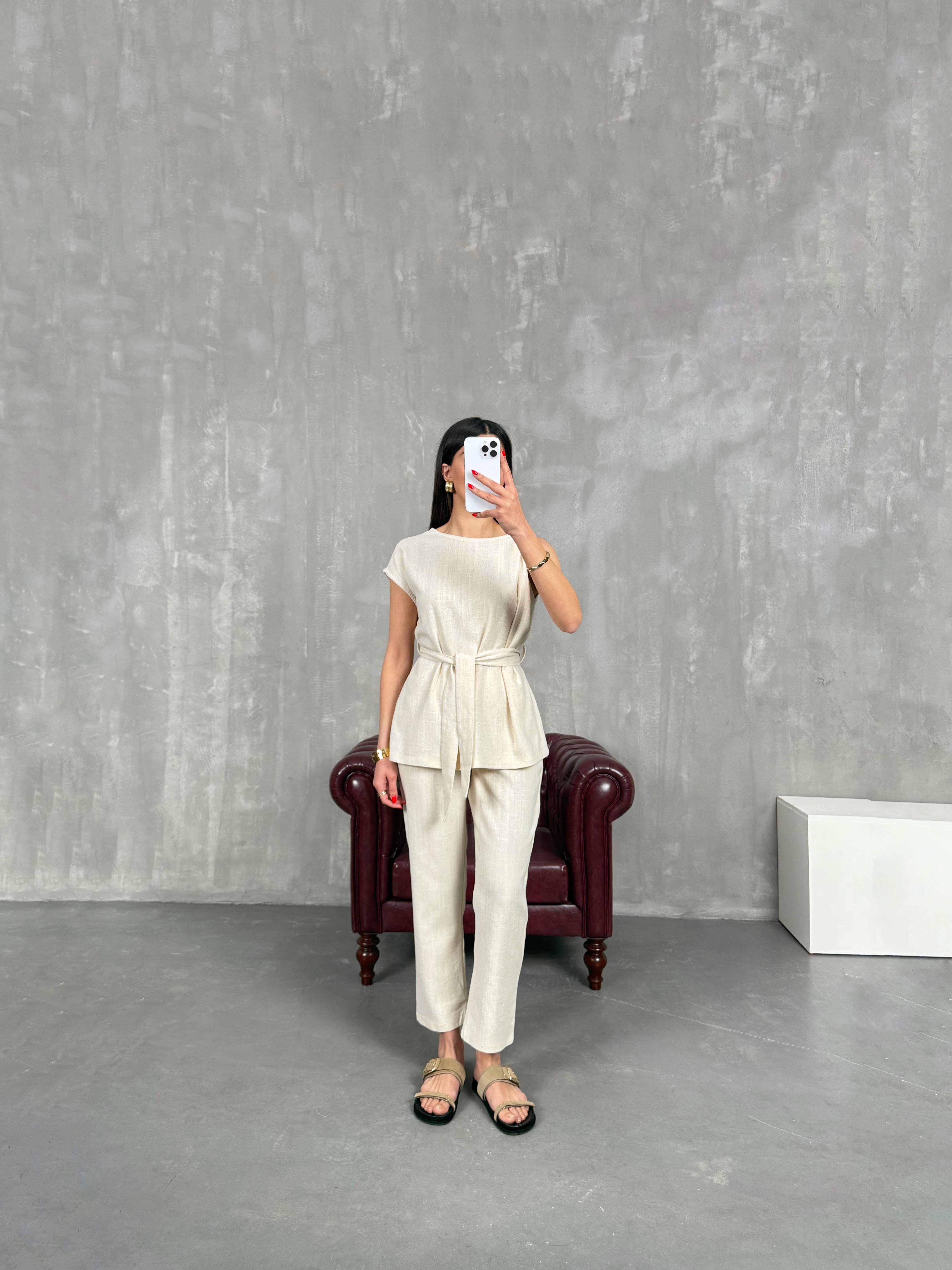 Taş Omuz Detaylı Kuşaklı Keten Takım Gaus00188GausTAKIMGU1001436